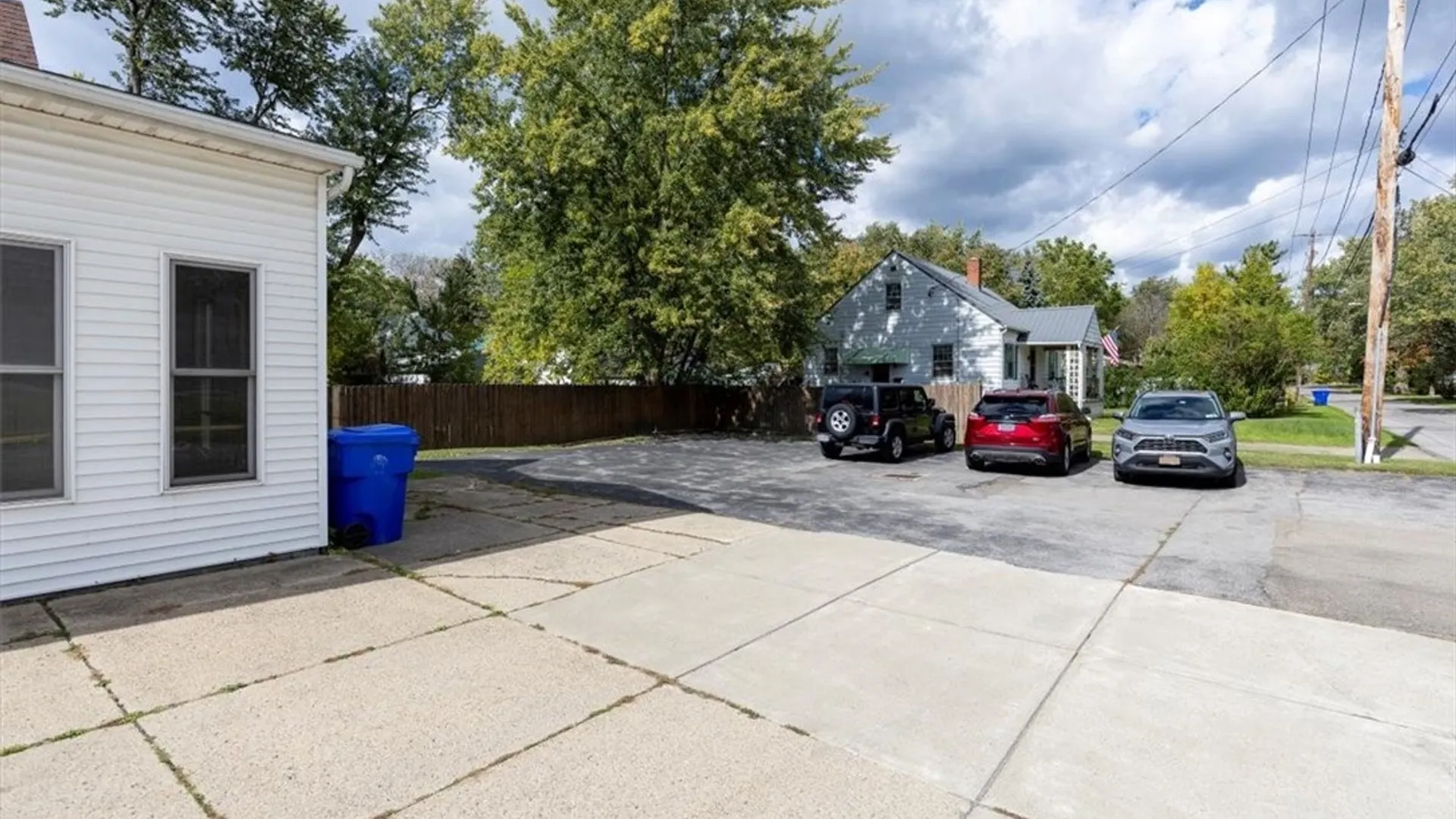 Property at 736 Center Road, West Seneca, NY 14224 24