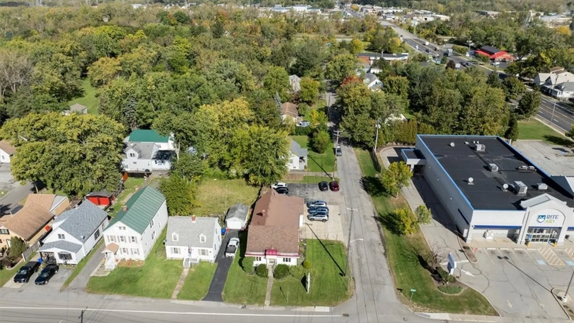 Property at 736 Center Road, West Seneca, NY 14224 29