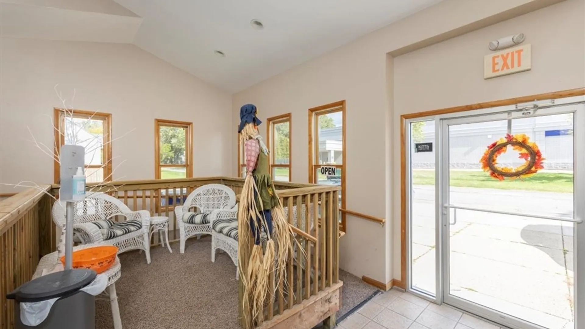 Property at 736 Center Road, West Seneca, NY 14224 6