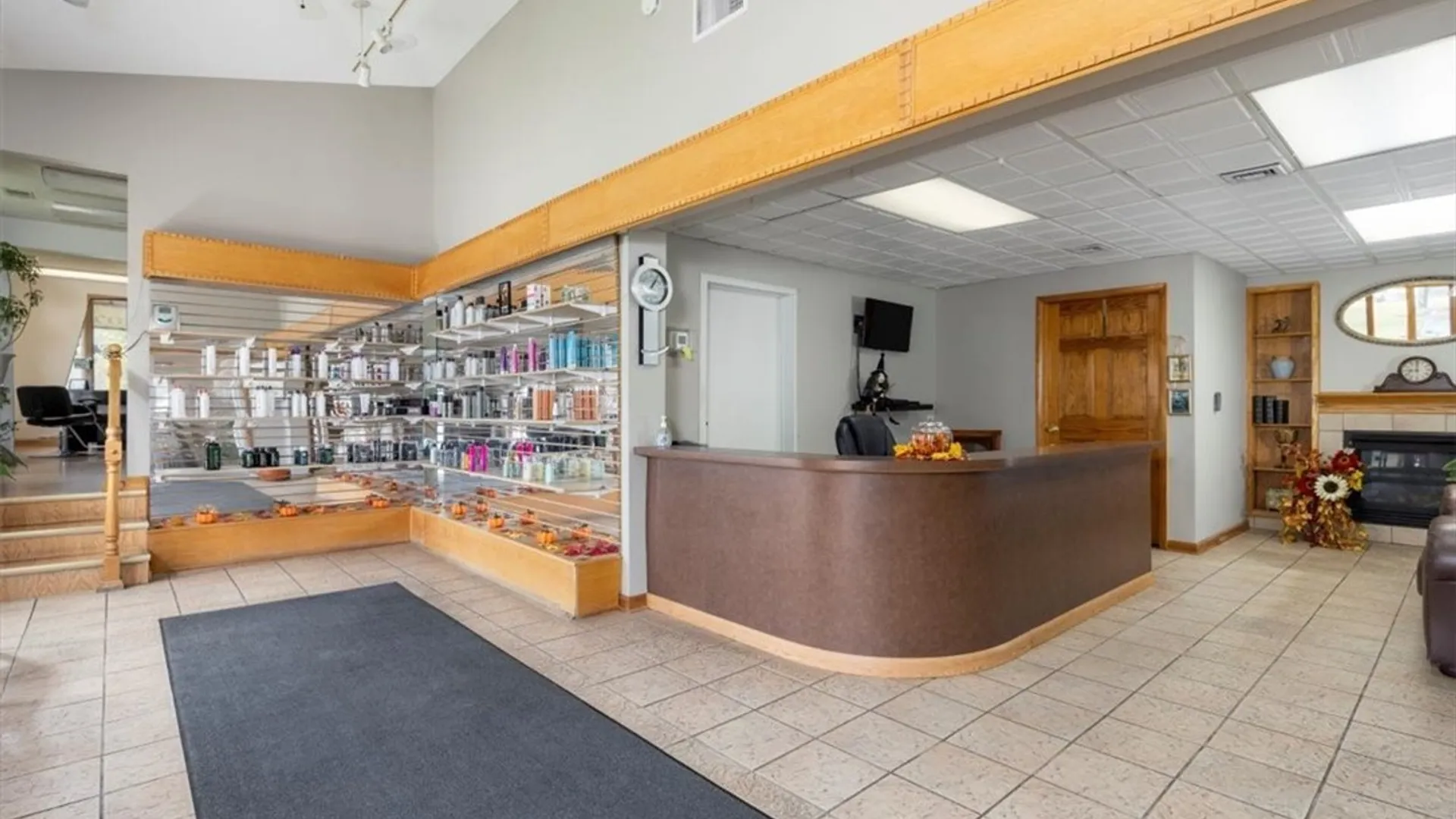 Property at 736 Center Road, West Seneca, NY 14224 7