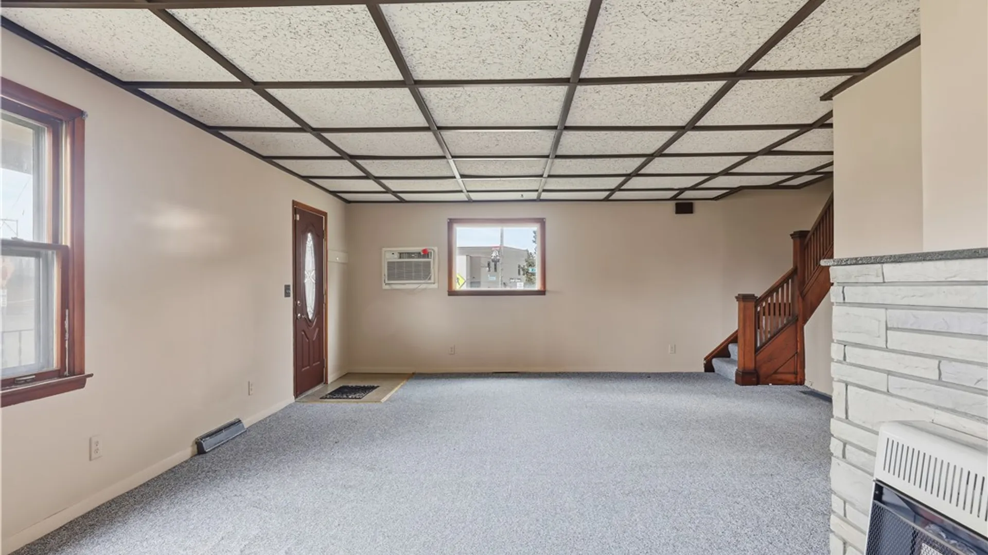 Property at 239 Oakwood Ave, Elmira, NY 14903 15