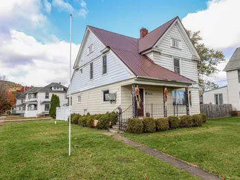 Property at 239 Oakwood Ave, Elmira, NY 14903