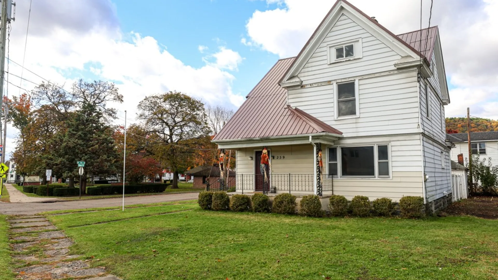 Property at 239 Oakwood Ave, Elmira, NY 14903 2