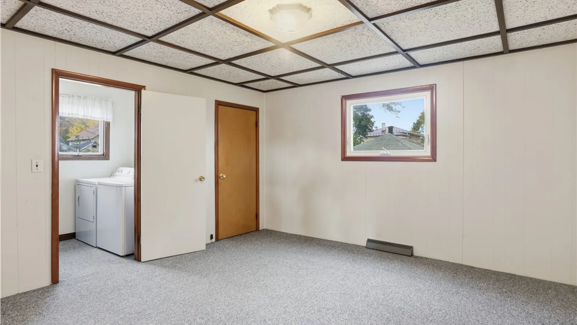 Property at 239 Oakwood Ave, Elmira, NY 14903 22