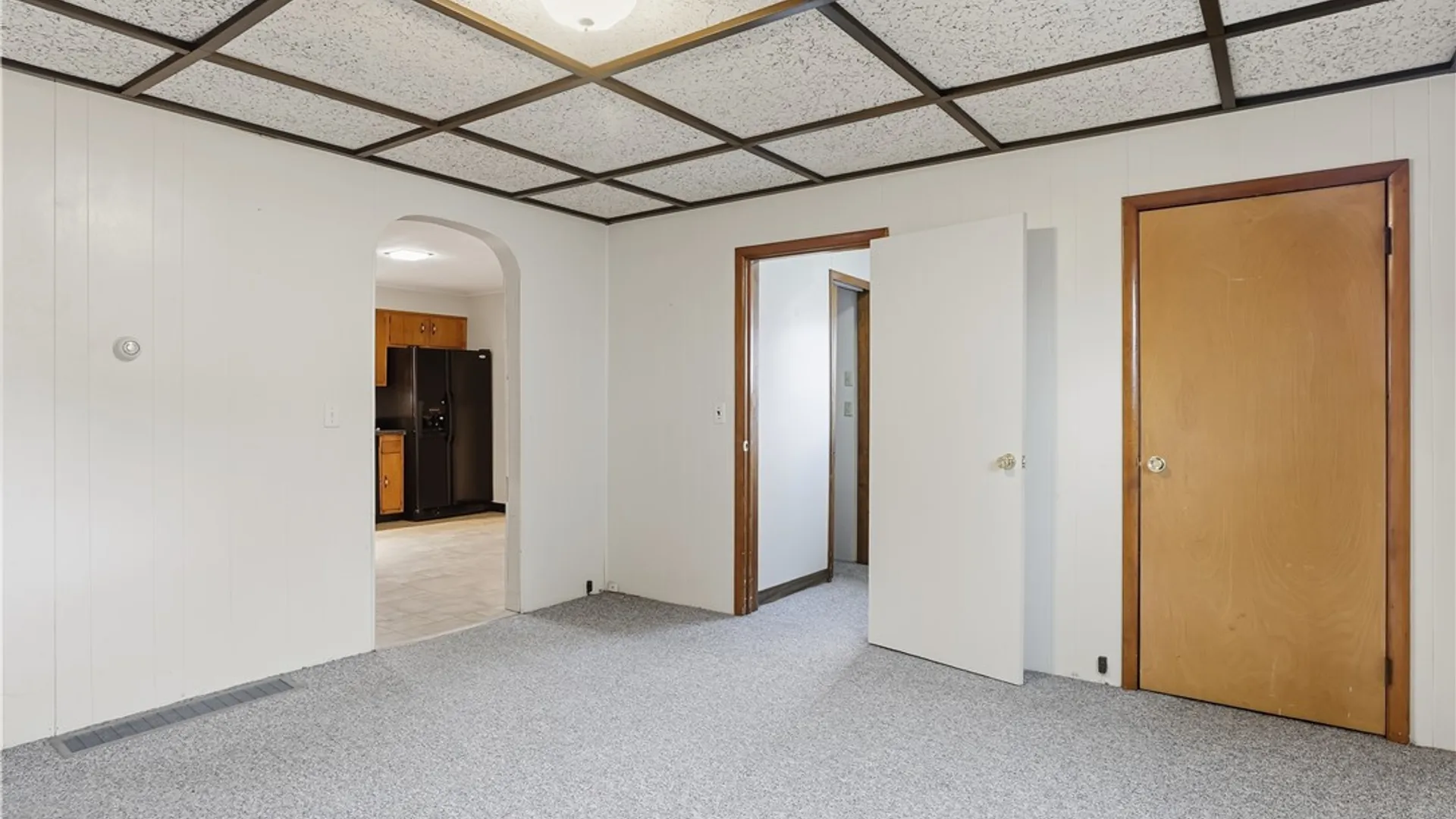 Property at 239 Oakwood Ave, Elmira, NY 14903 23