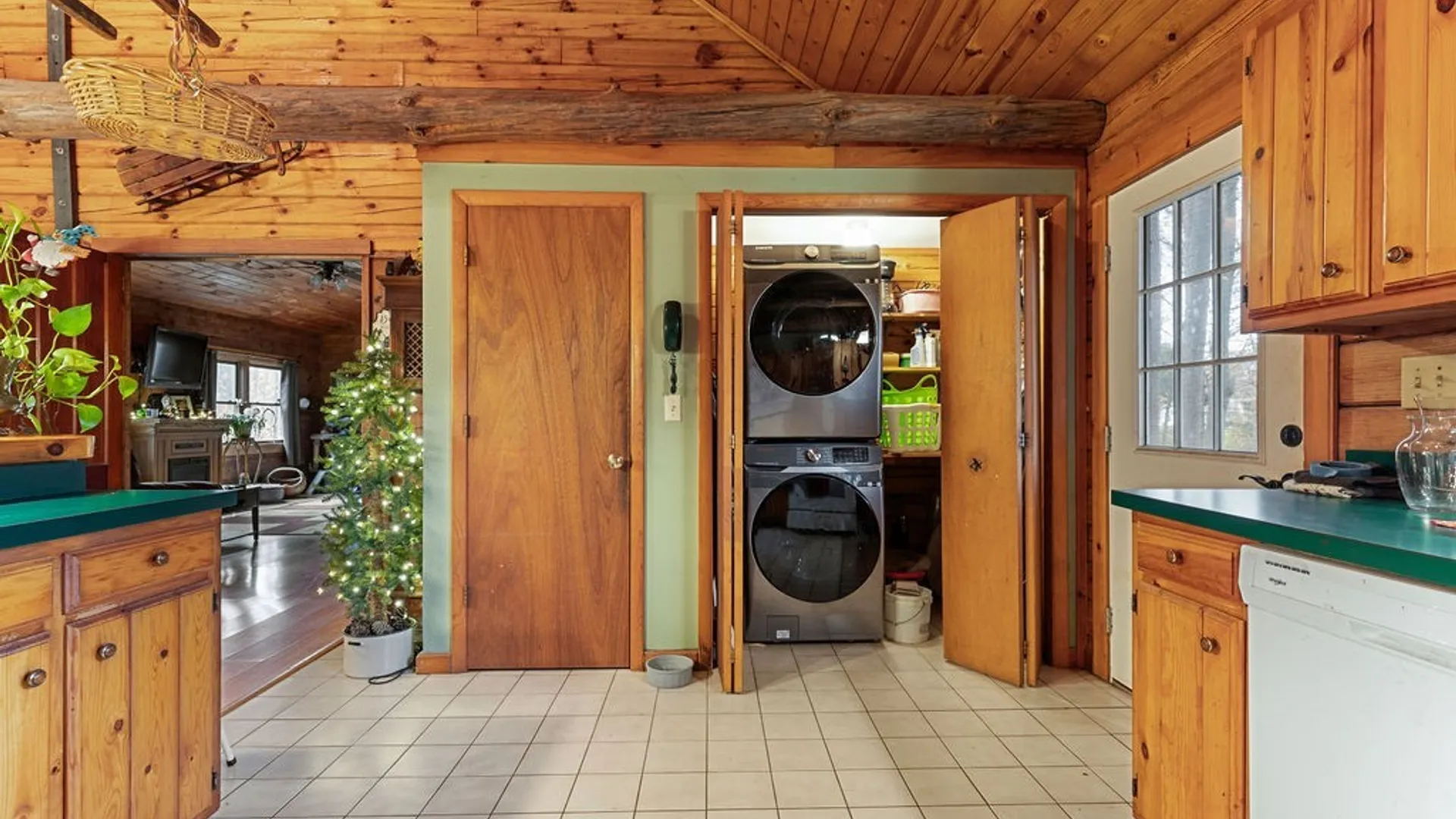 Property at 25 Forest Brook Road, Schroeppel, NY 13135 14