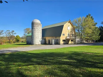 6640 State Route 5 And 20, East Bloomfield, NY 14469