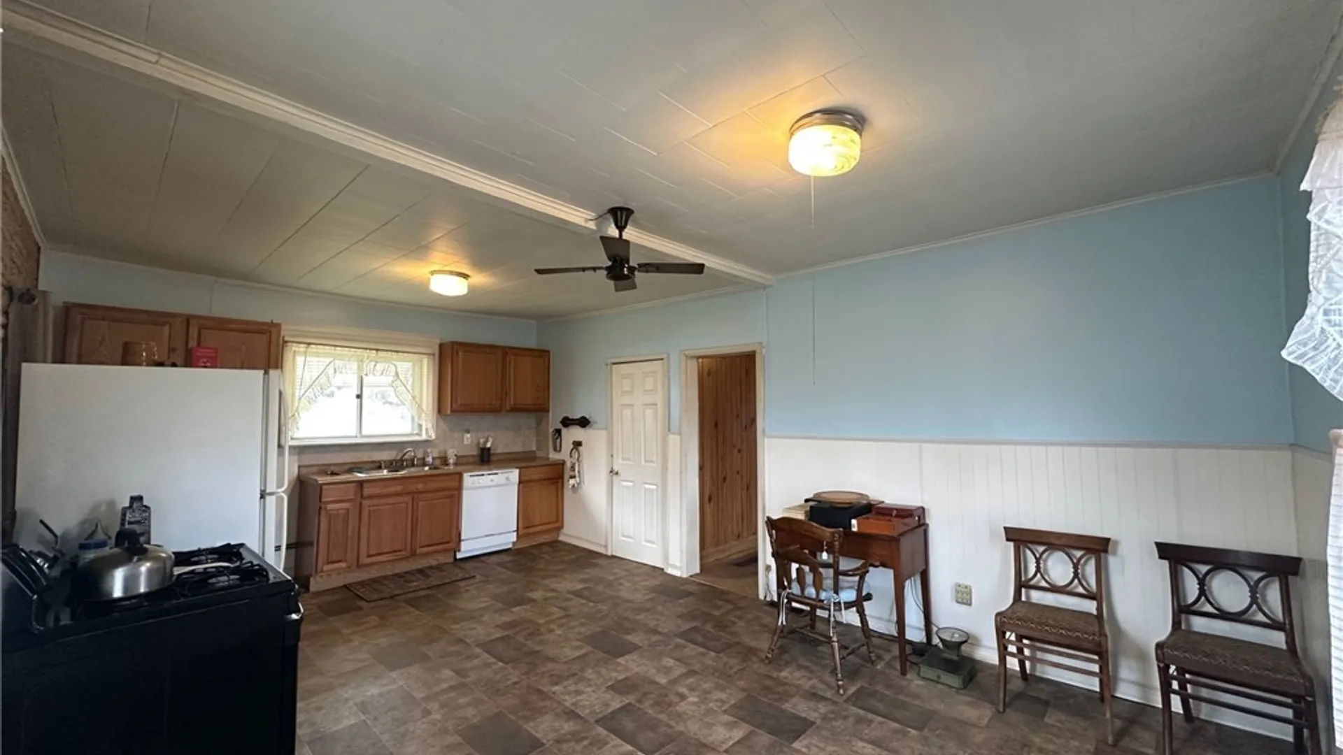 Property at 11 Hoefler Avenue, German Flatts, NY 13357 6