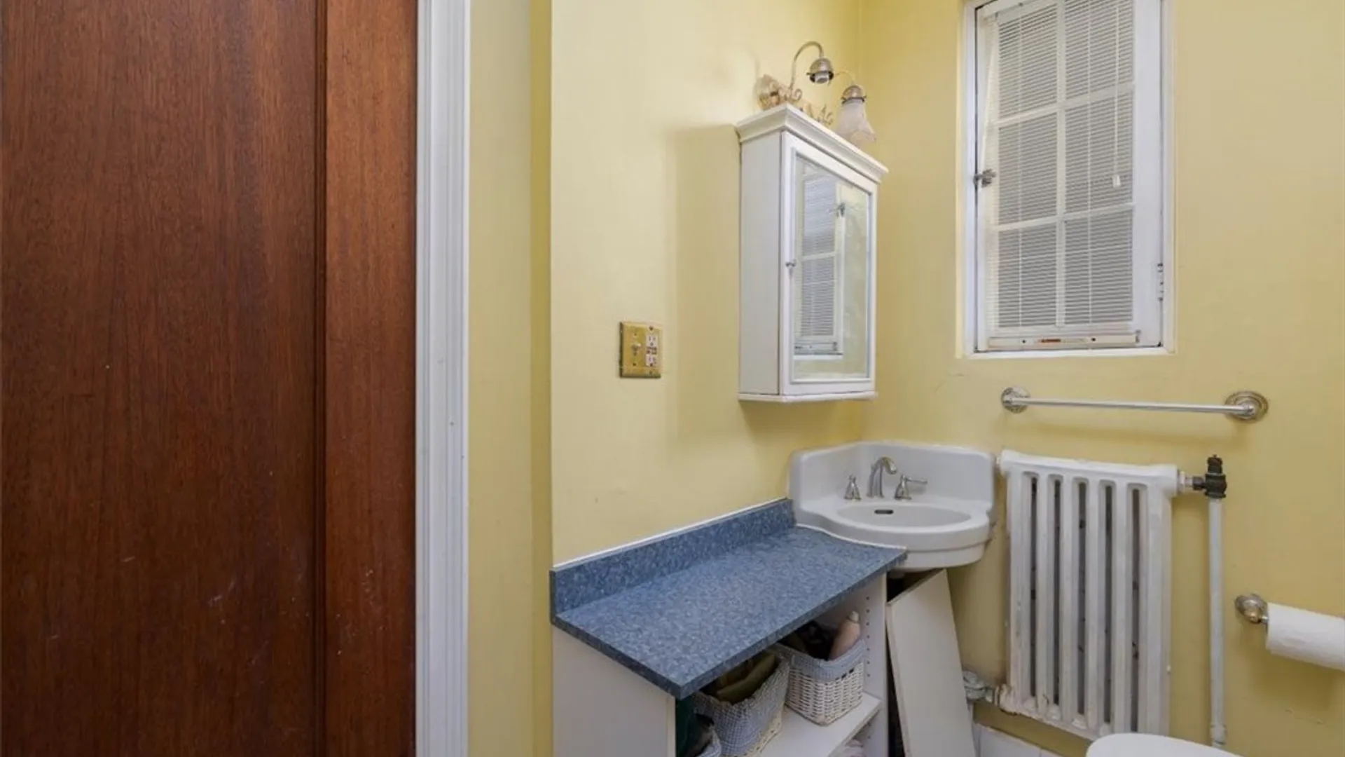 Property at 925 Delaware Avenue, Buffalo, NY 14209 15