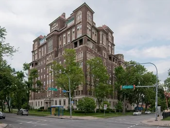 925 Delaware Avenue, Buffalo, NY 14209