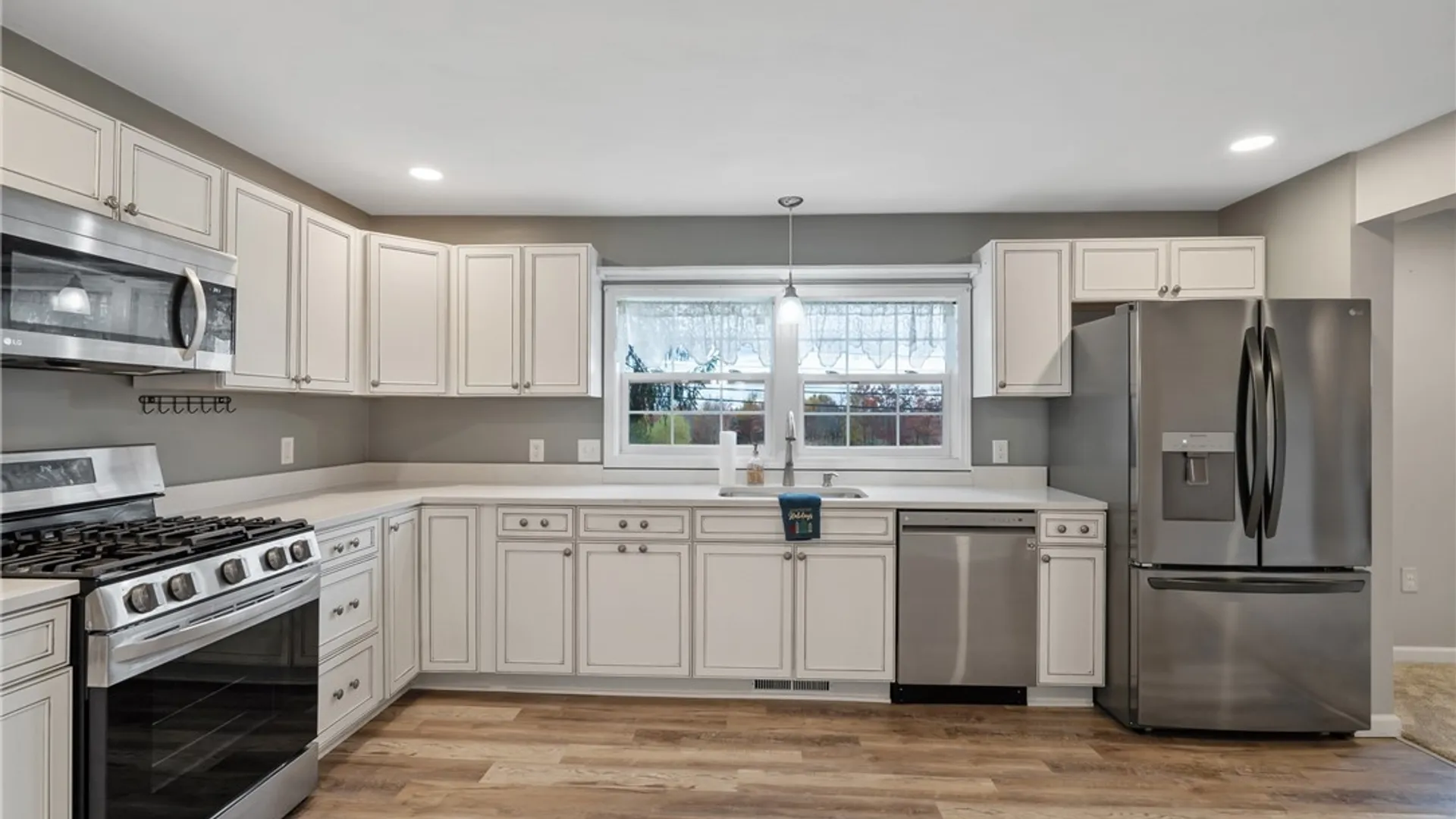 Property at 8768 State Route 5, Manlius, NY 13037 10