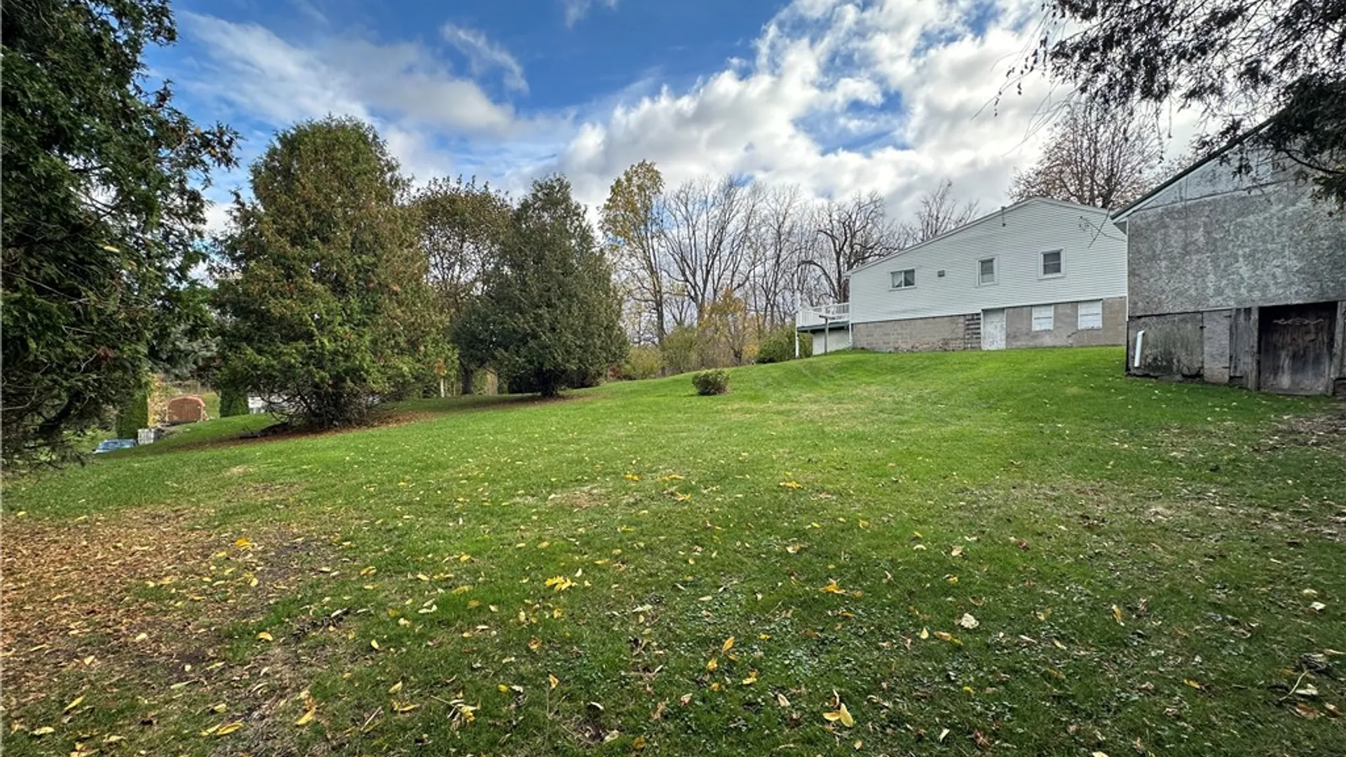 Property at 5 First Hill Street, Mentz, NY 13140 13