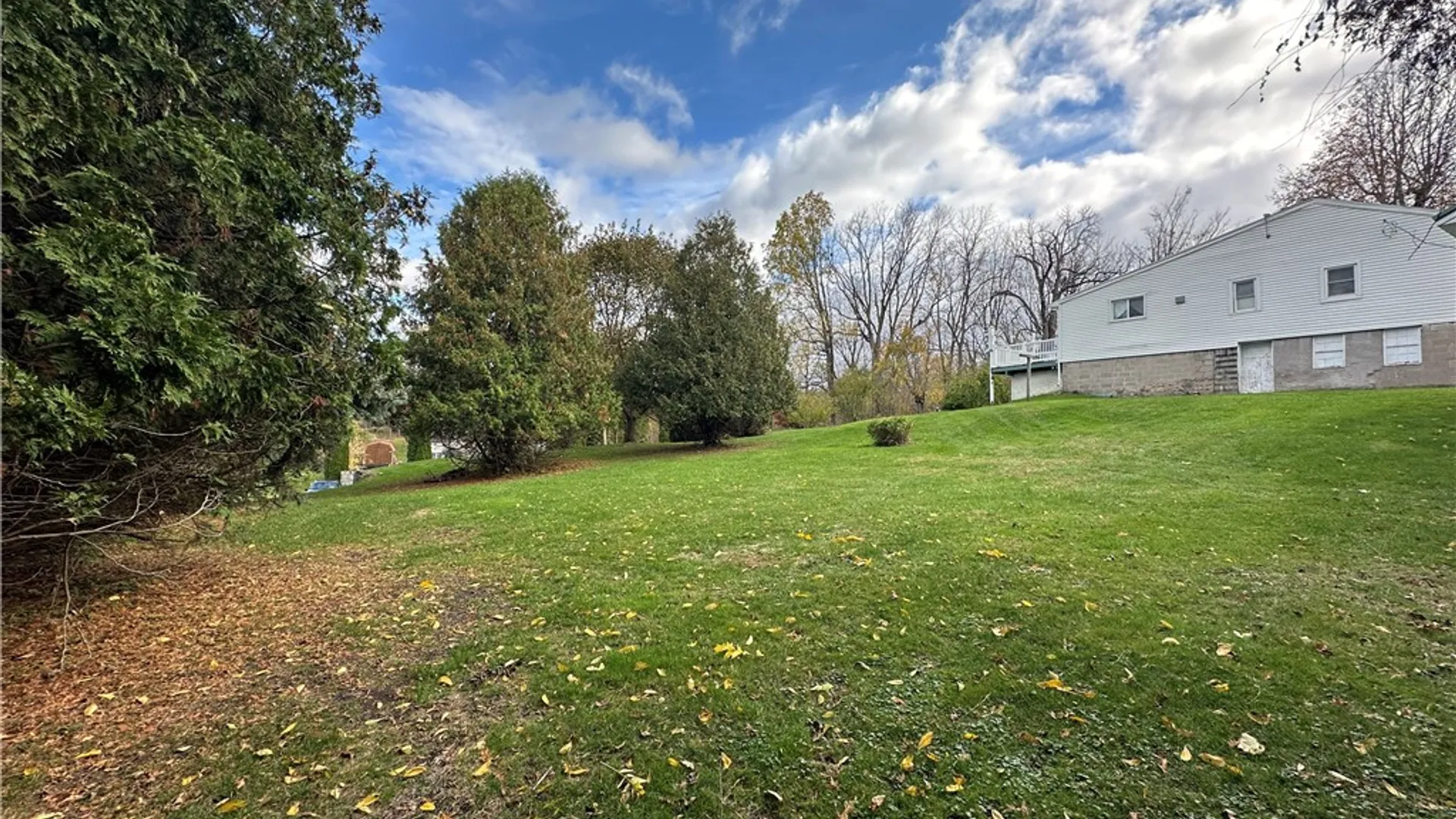 Property at 5 First Hill Street, Mentz, NY 13140 14