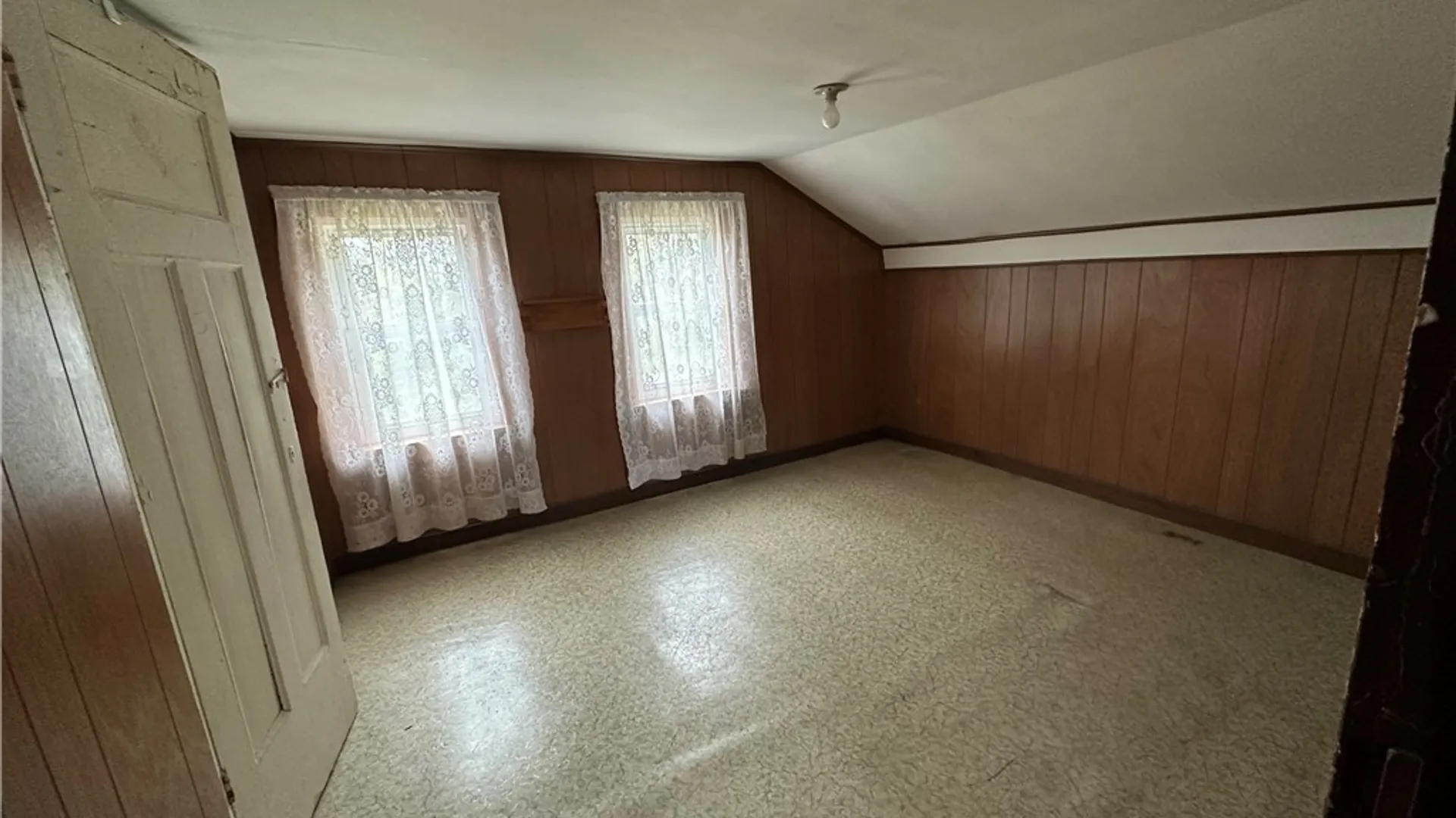 Property at 5 First Hill Street, Mentz, NY 13140 36