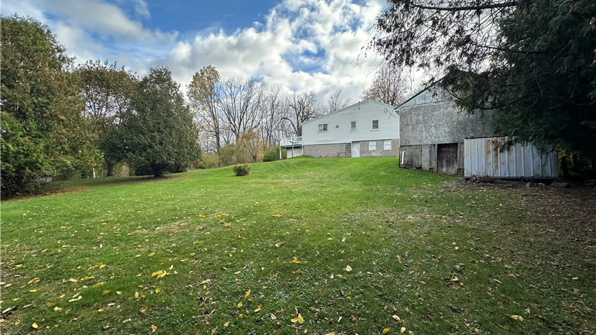 Property at 5 First Hill Street, Mentz, NY 13140 8