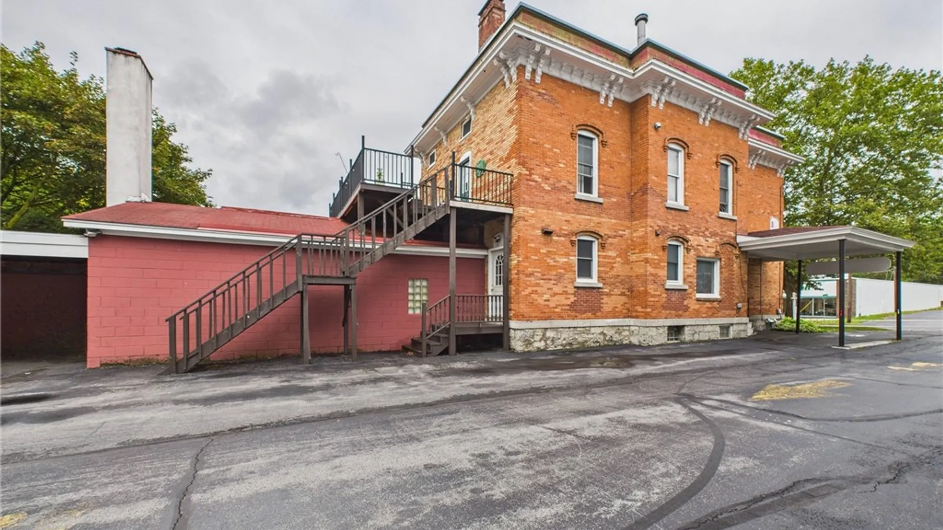 Property at 40 Genesee Street, Auburn, NY 13021 37