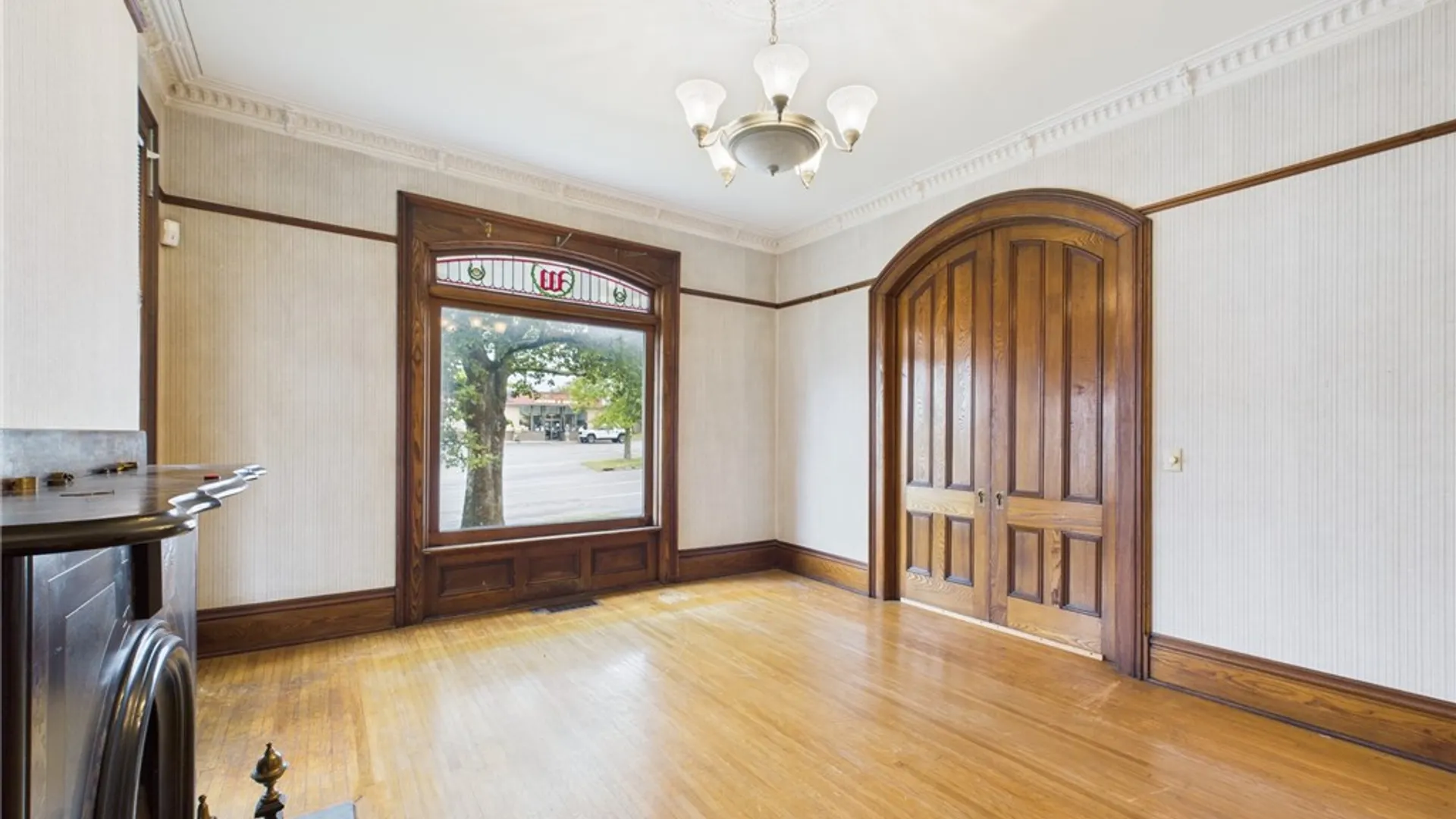 Property at 40 Genesee Street, Auburn, NY 13021 4