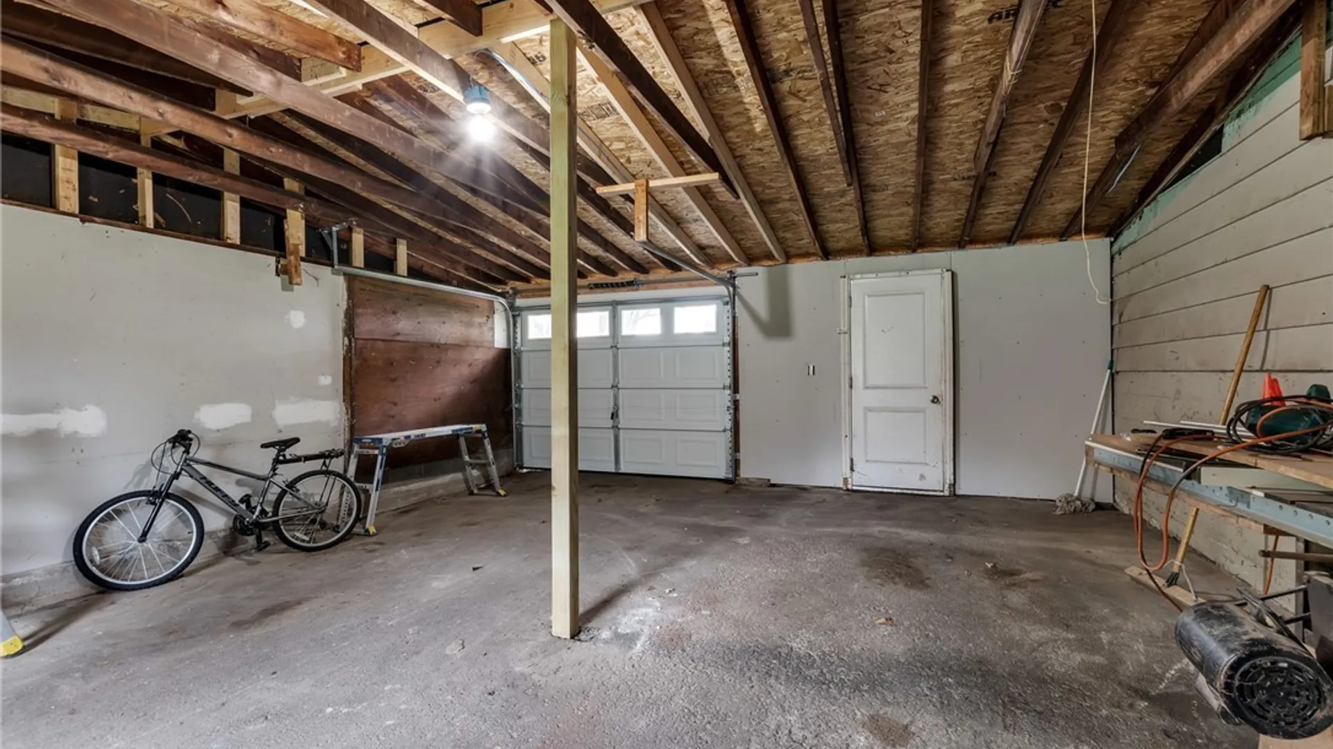 Property at 4710 Cottage Road, Royalton, NY 14067 45