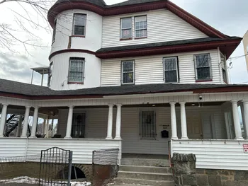 105 Bruce Ave, Yonkers, NY 10705