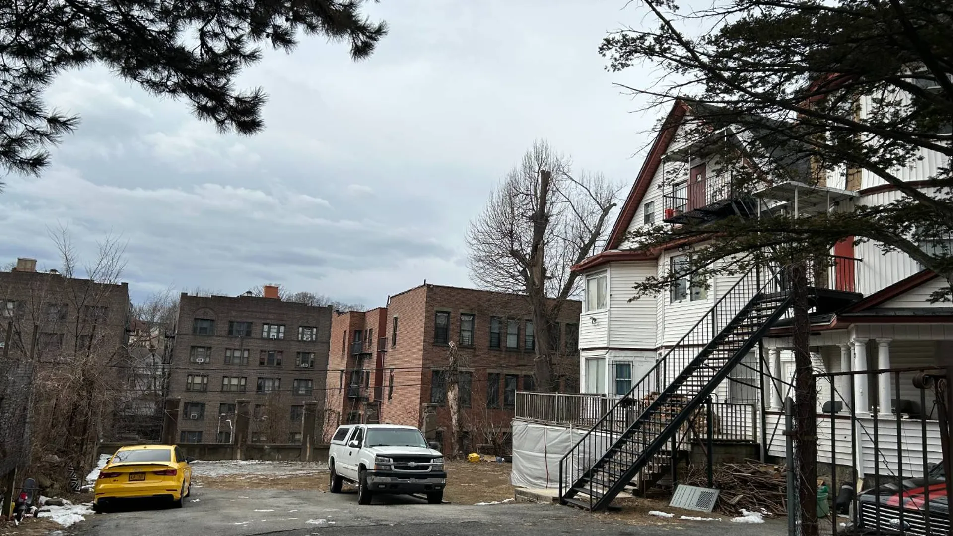 Property at 105 Bruce Ave, Yonkers, NY 10705 3
