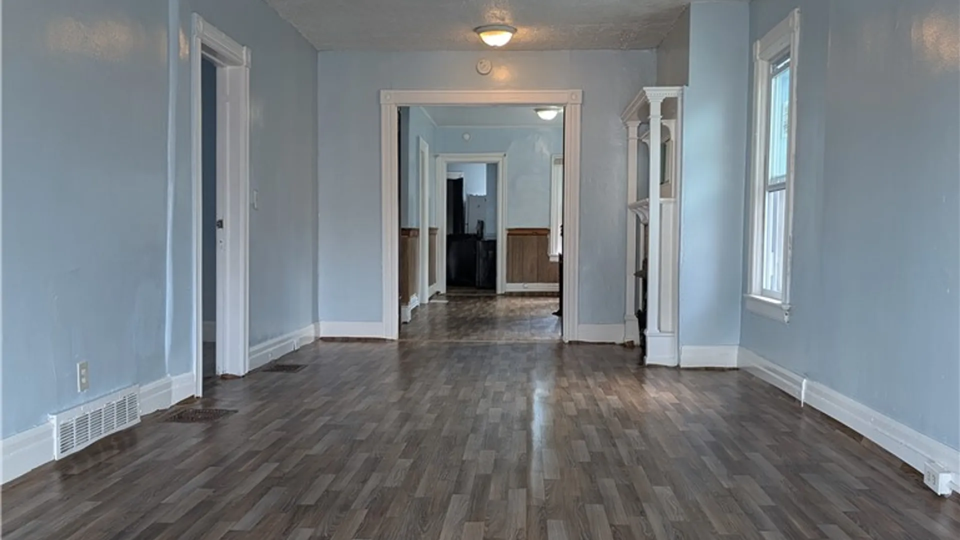 Property at 249 Auburn Avenue, Buffalo, NY 14213 8