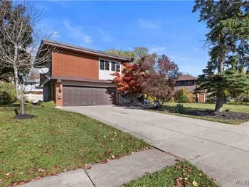 71 Brookedge Drive, Amherst, NY 14221