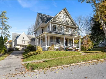 Property at 37 State Street, Warsaw, NY 14569