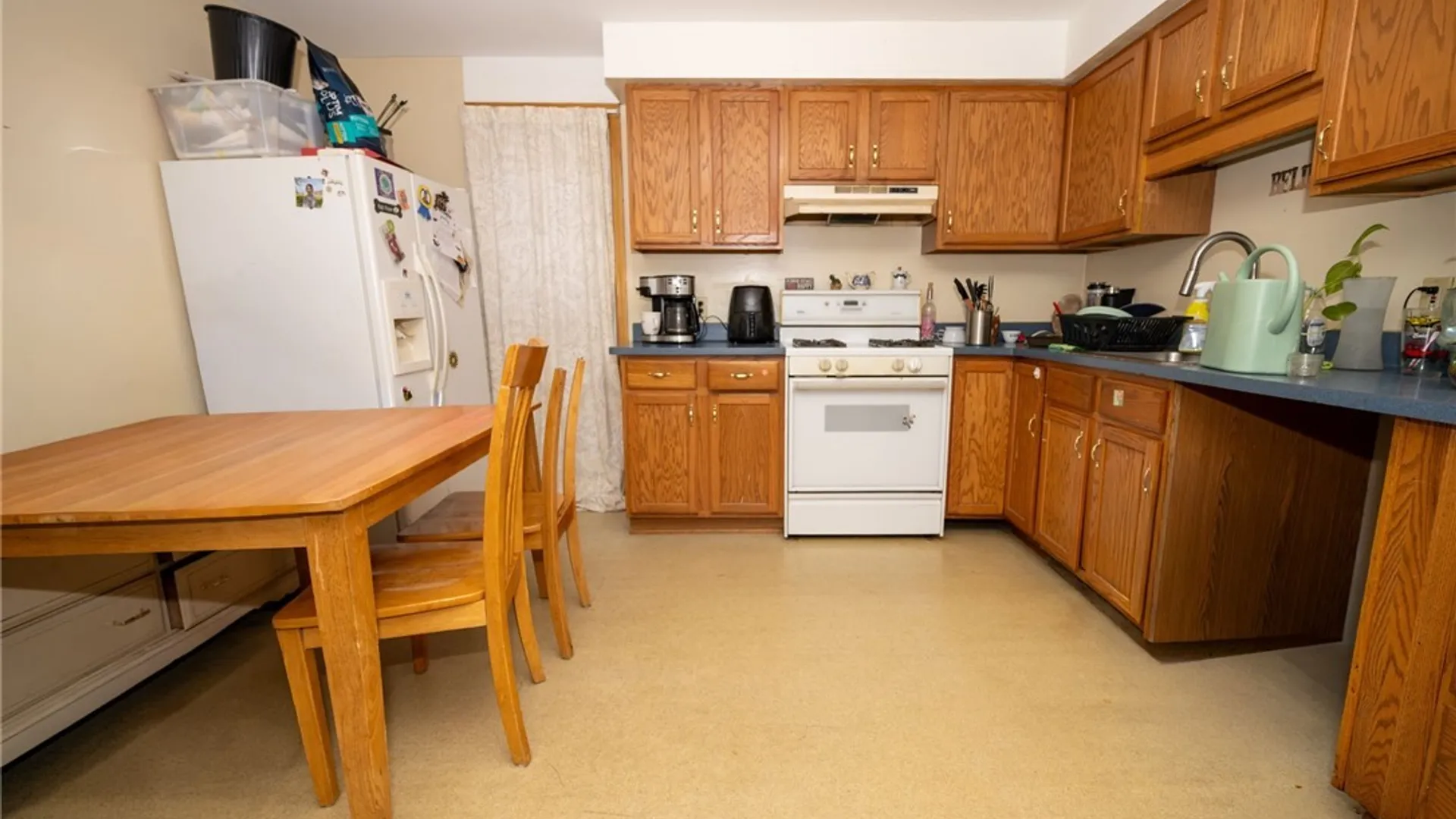 Property at 93 Martin Avenue, Hamburg, NY 14219 13