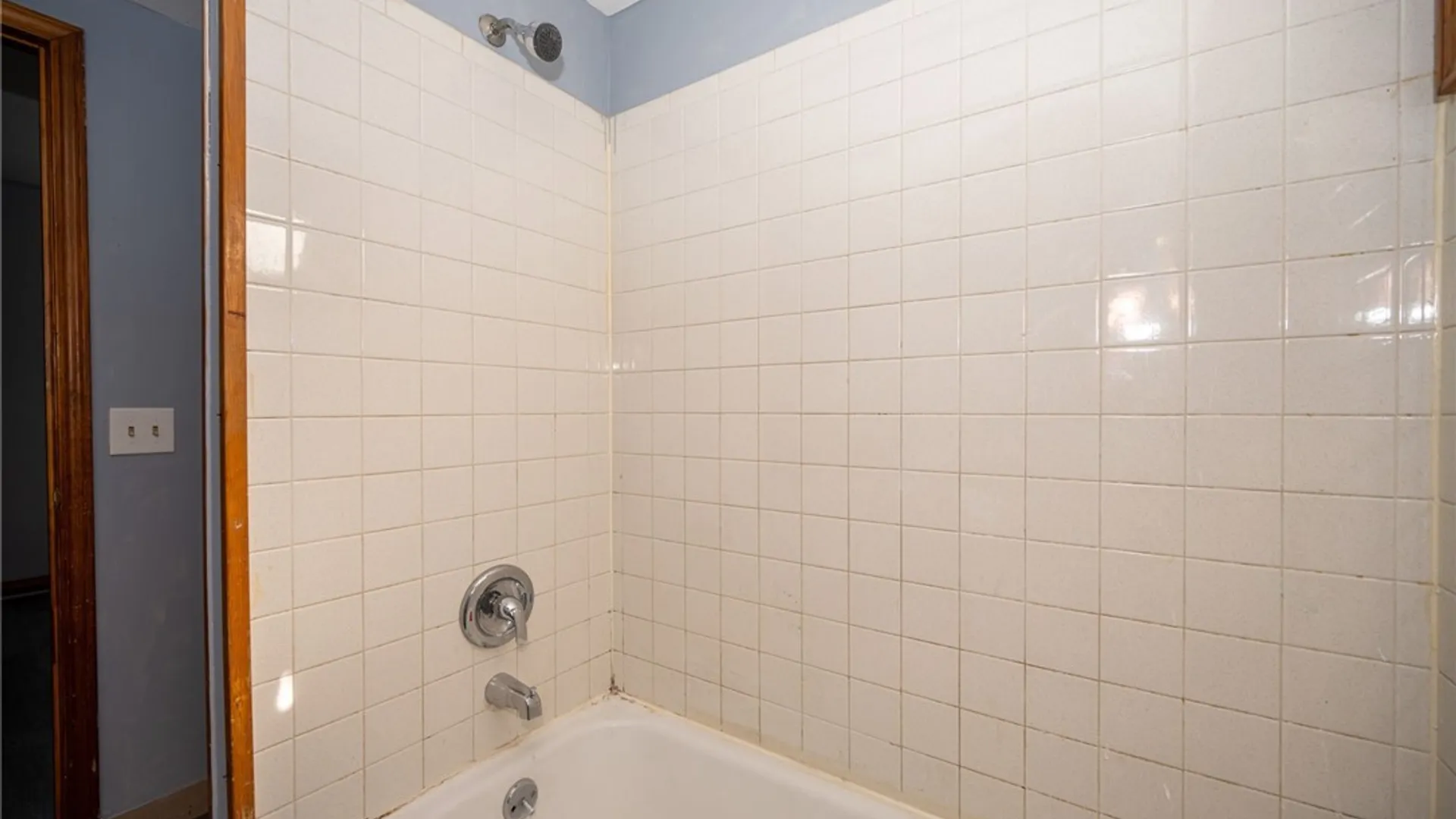 Property at 93 Martin Avenue, Hamburg, NY 14219 18