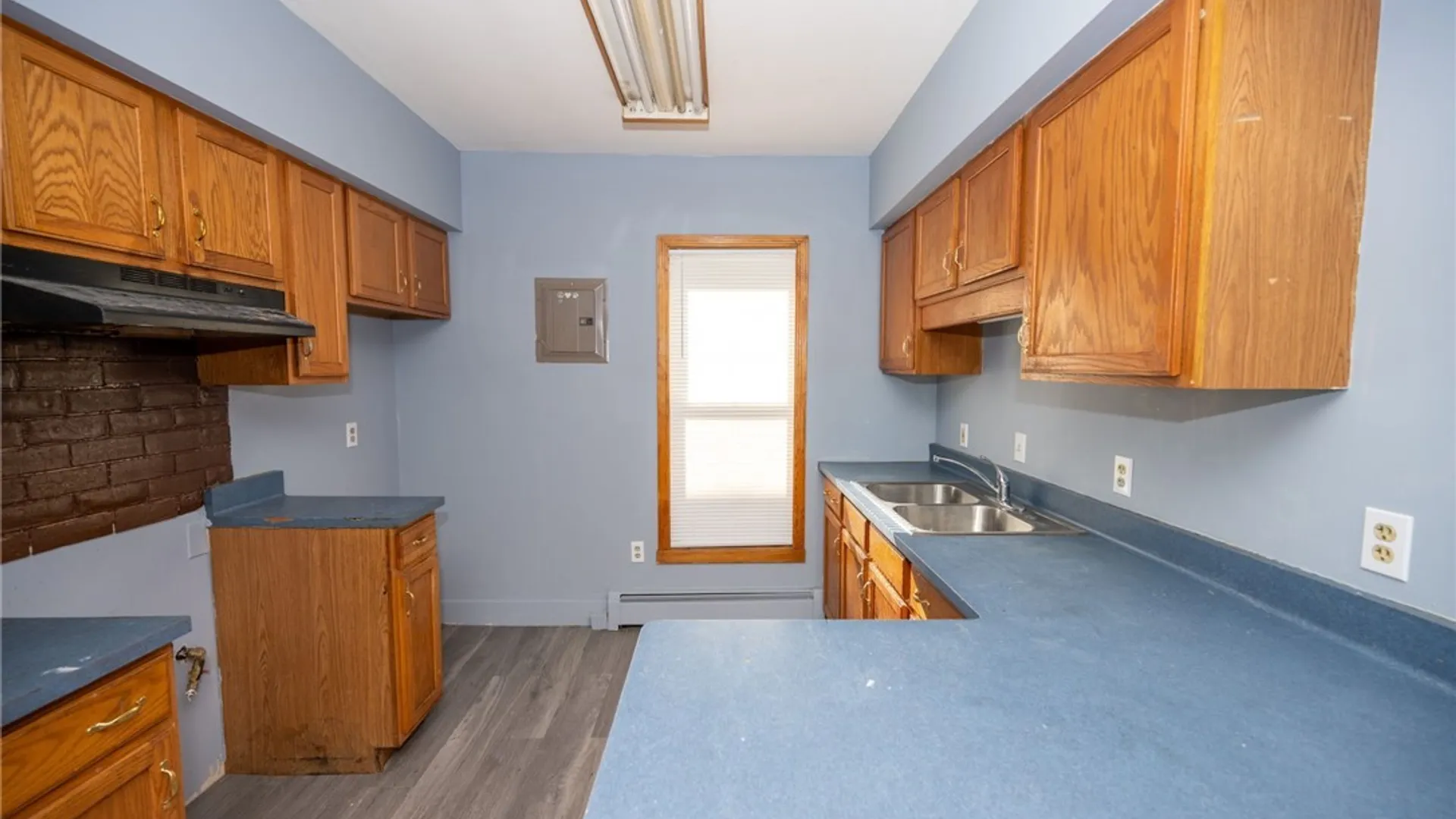 Property at 93 Martin Avenue, Hamburg, NY 14219 22