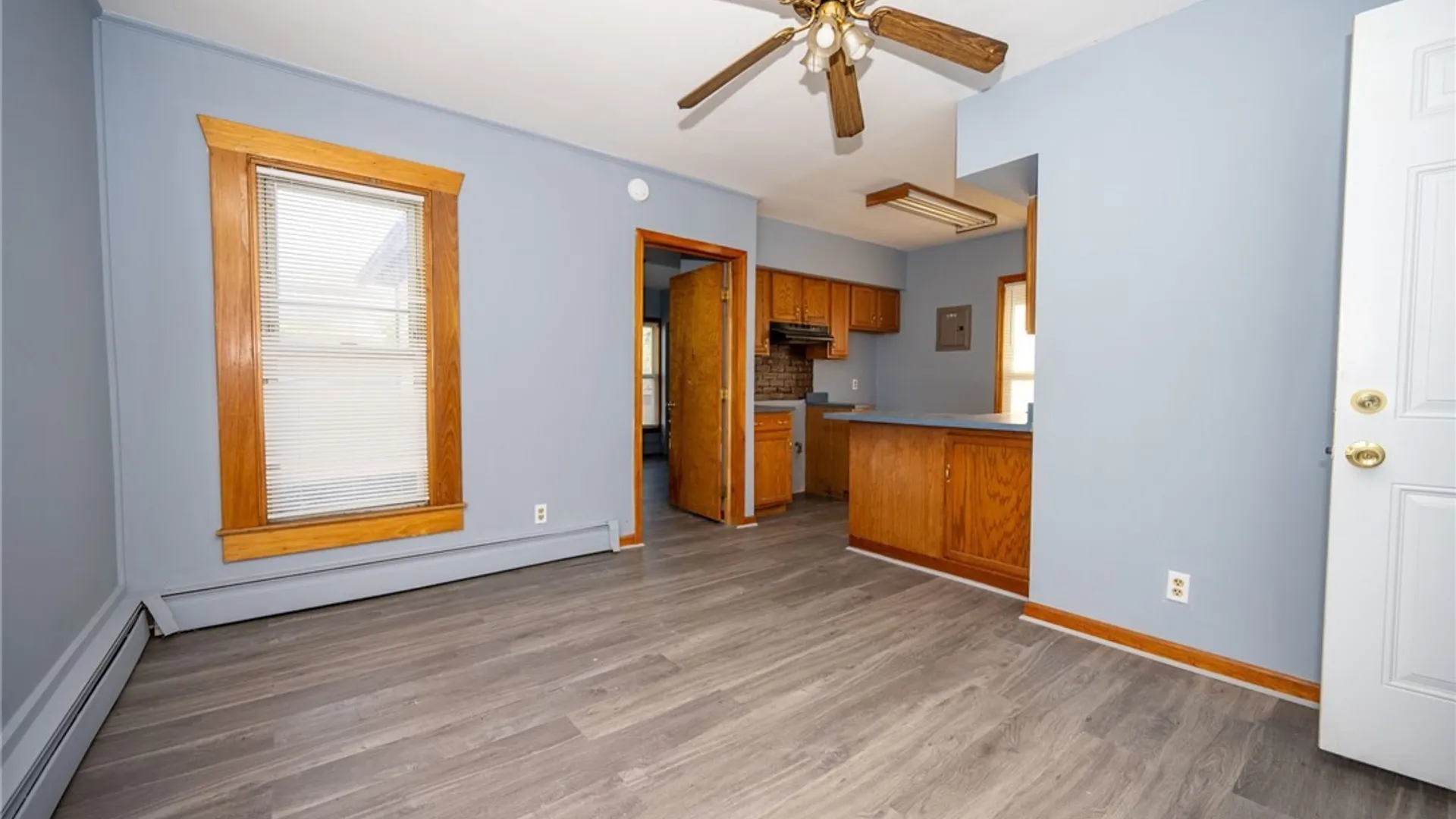 Property at 93 Martin Avenue, Hamburg, NY 14219 23