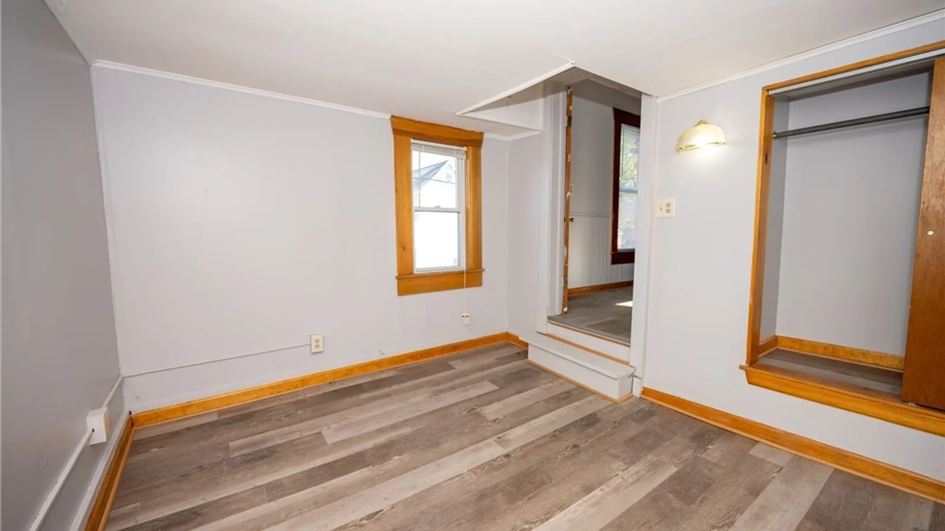 Property at 93 Martin Avenue, Hamburg, NY 14219 25