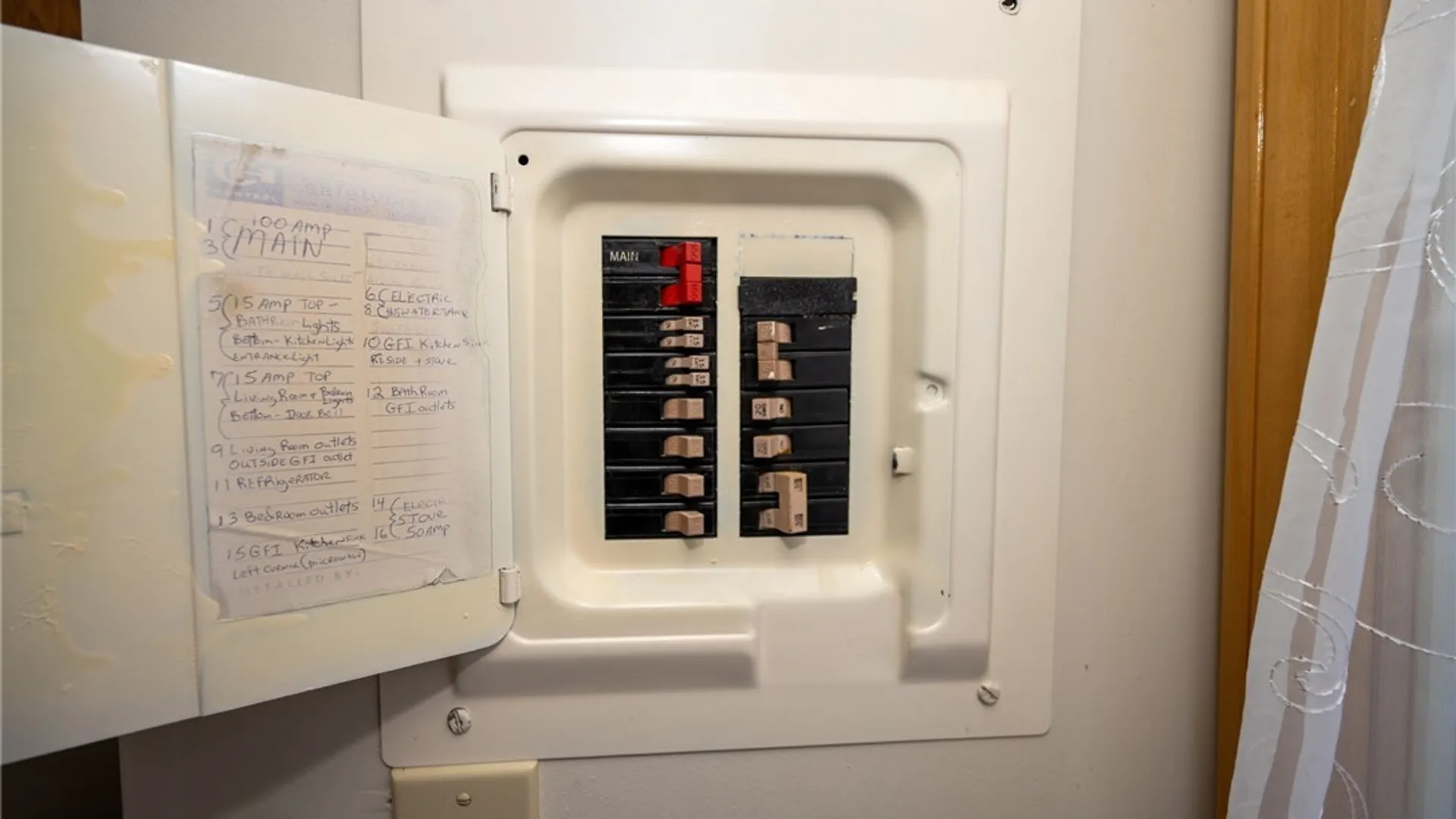 Property at 93 Martin Avenue, Hamburg, NY 14219 42