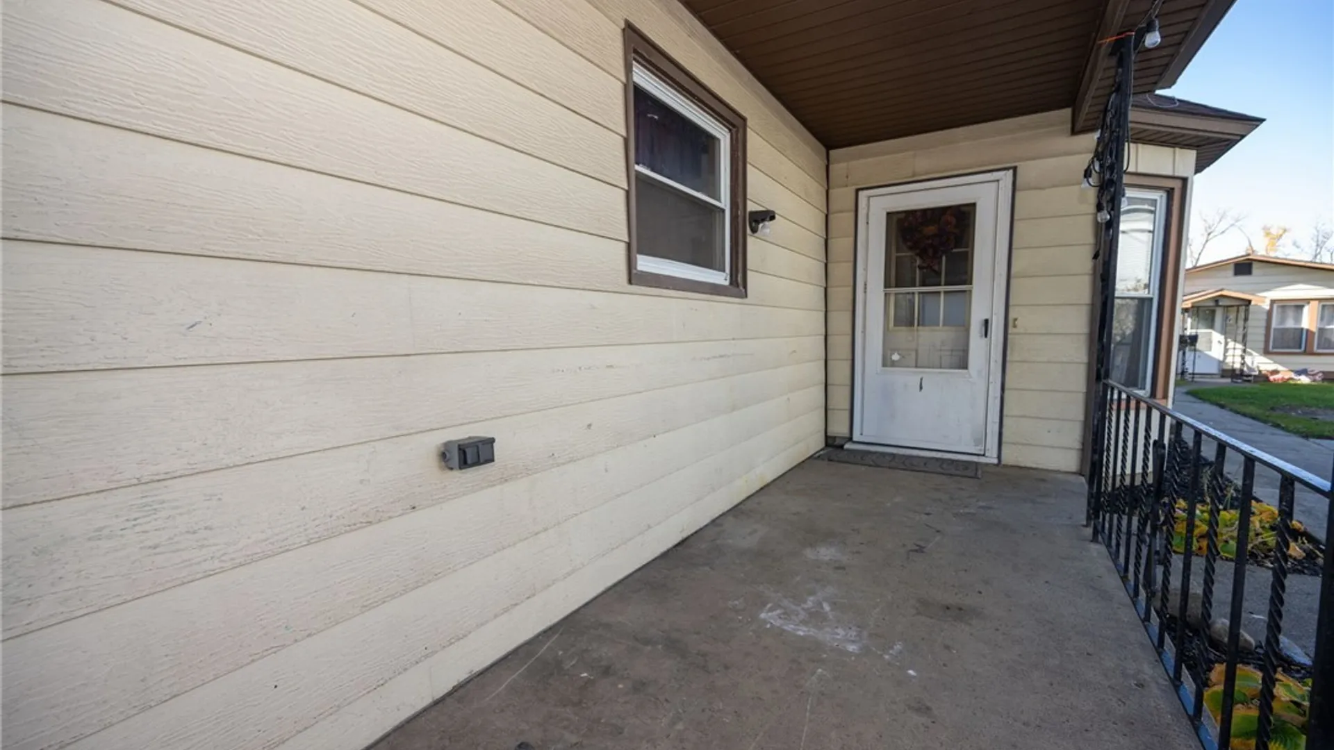 Property at 93 Martin Avenue, Hamburg, NY 14219 6