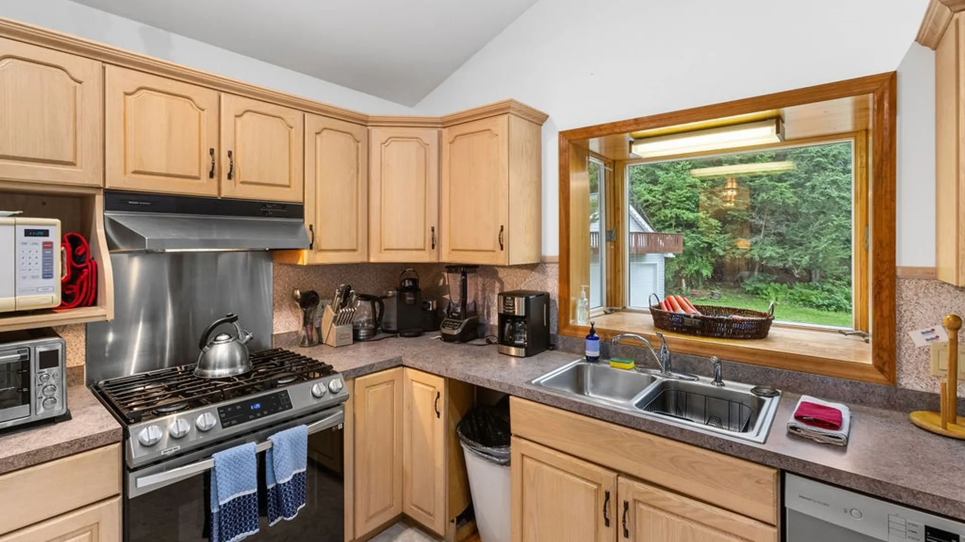 Property at 1089 Hog Mountain Road, Middletown, NY 12430 16