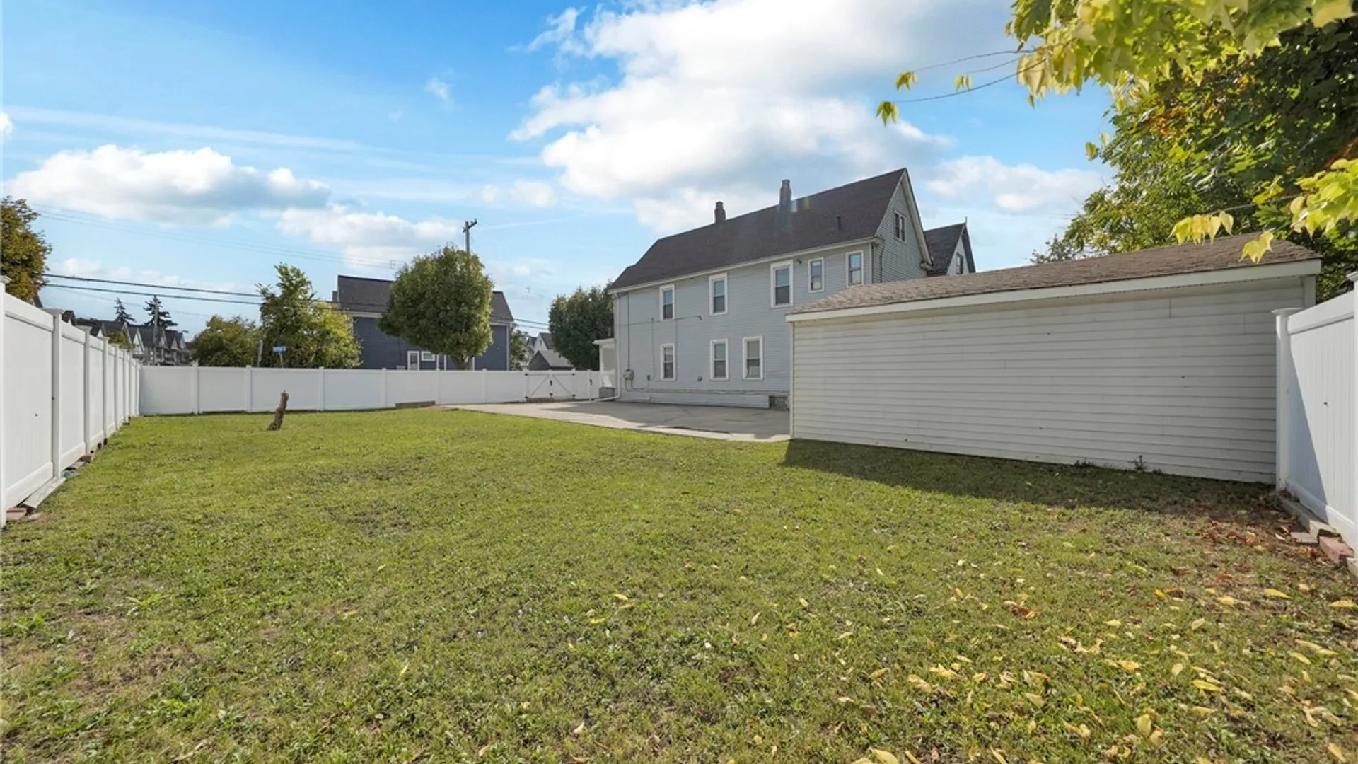 Property at 66 + 68 Arthur Street, Buffalo, NY 14207 5