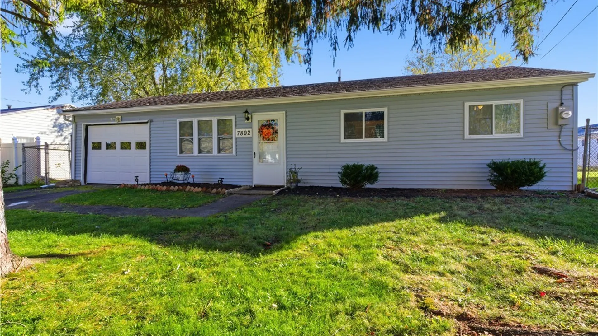Property at 7892 Rinaldo Boulevard, Cicero, NY 13030 3