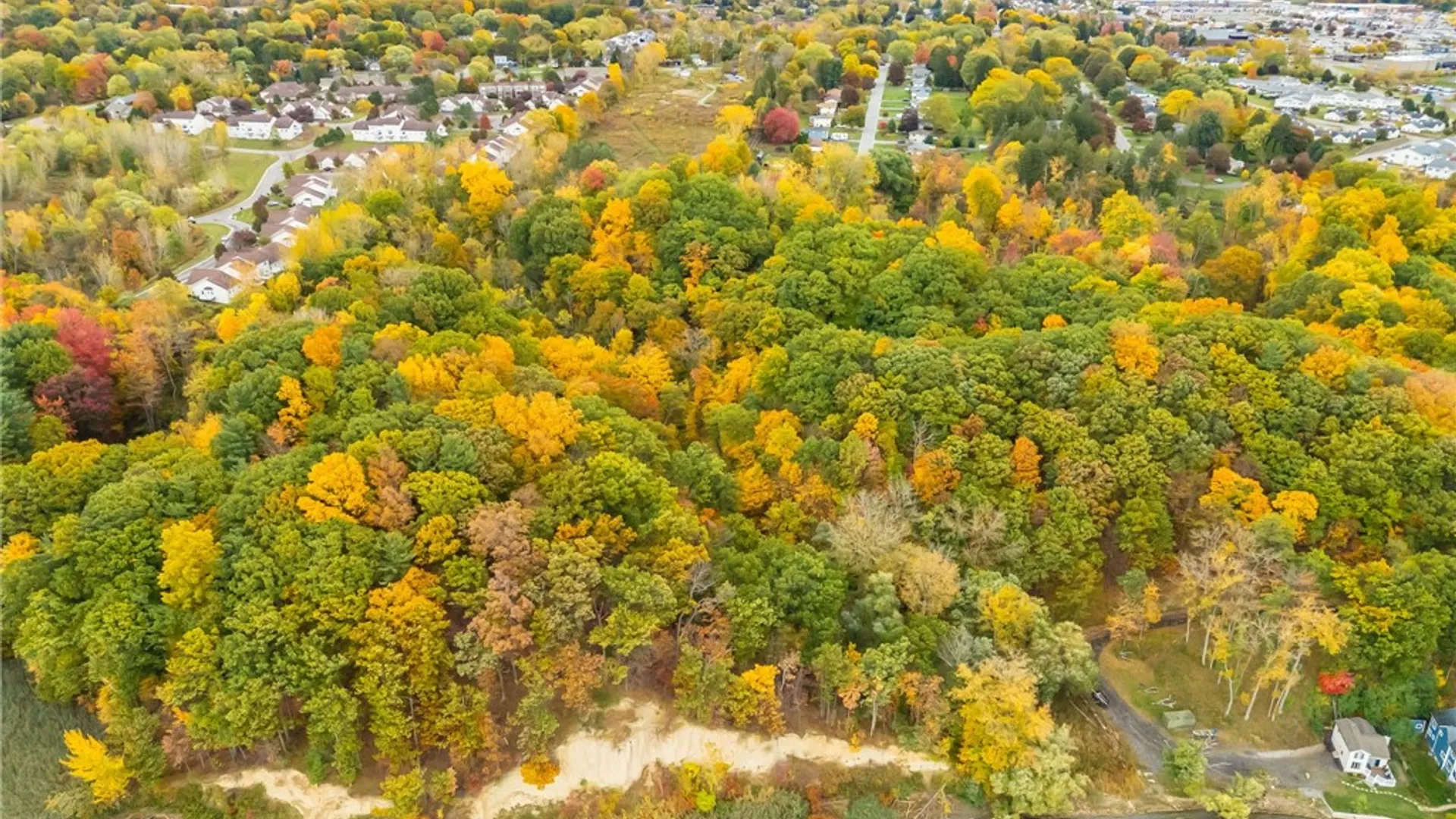 Property at 70 Avalon Trail, Penfield, NY 14580 39