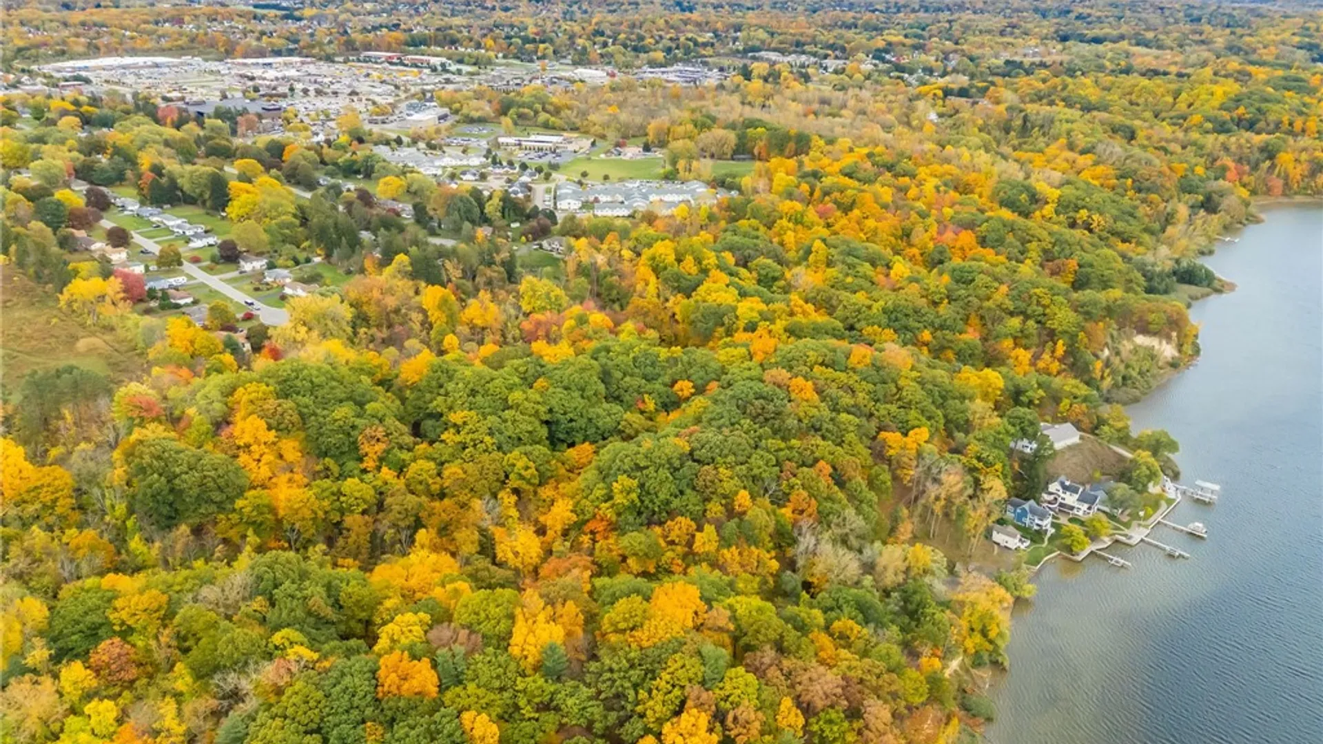 Property at 70 Avalon Trail, Penfield, NY 14580 41