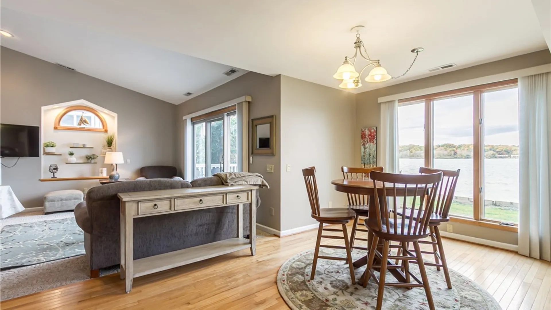 Property at 70 Avalon Trail, Penfield, NY 14580 8