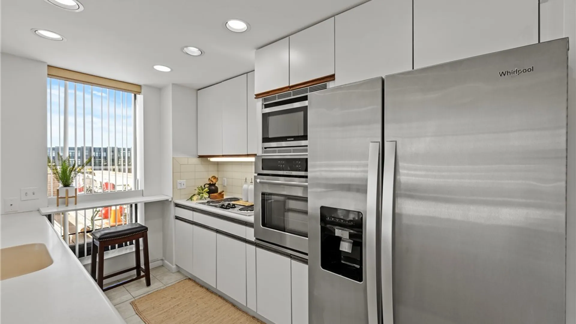 Property at 201 Admirals Walk Circle, Buffalo, NY 14202 10