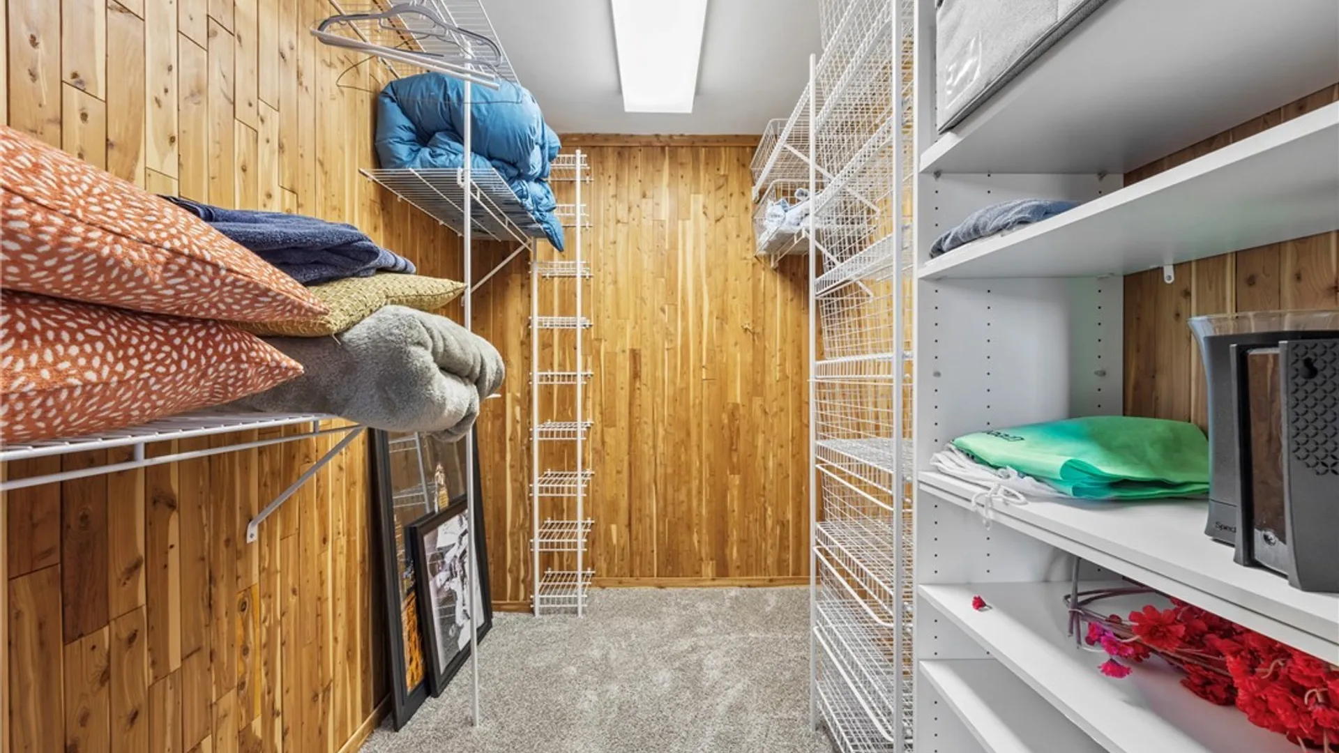 Property at 201 Admirals Walk Circle, Buffalo, NY 14202 16