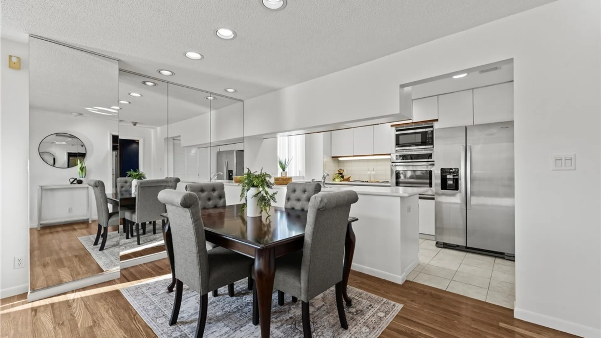 Property at 201 Admirals Walk Circle, Buffalo, NY 14202 9