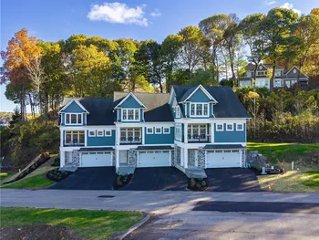 409 Newport Road, Irondequoit, NY 14622