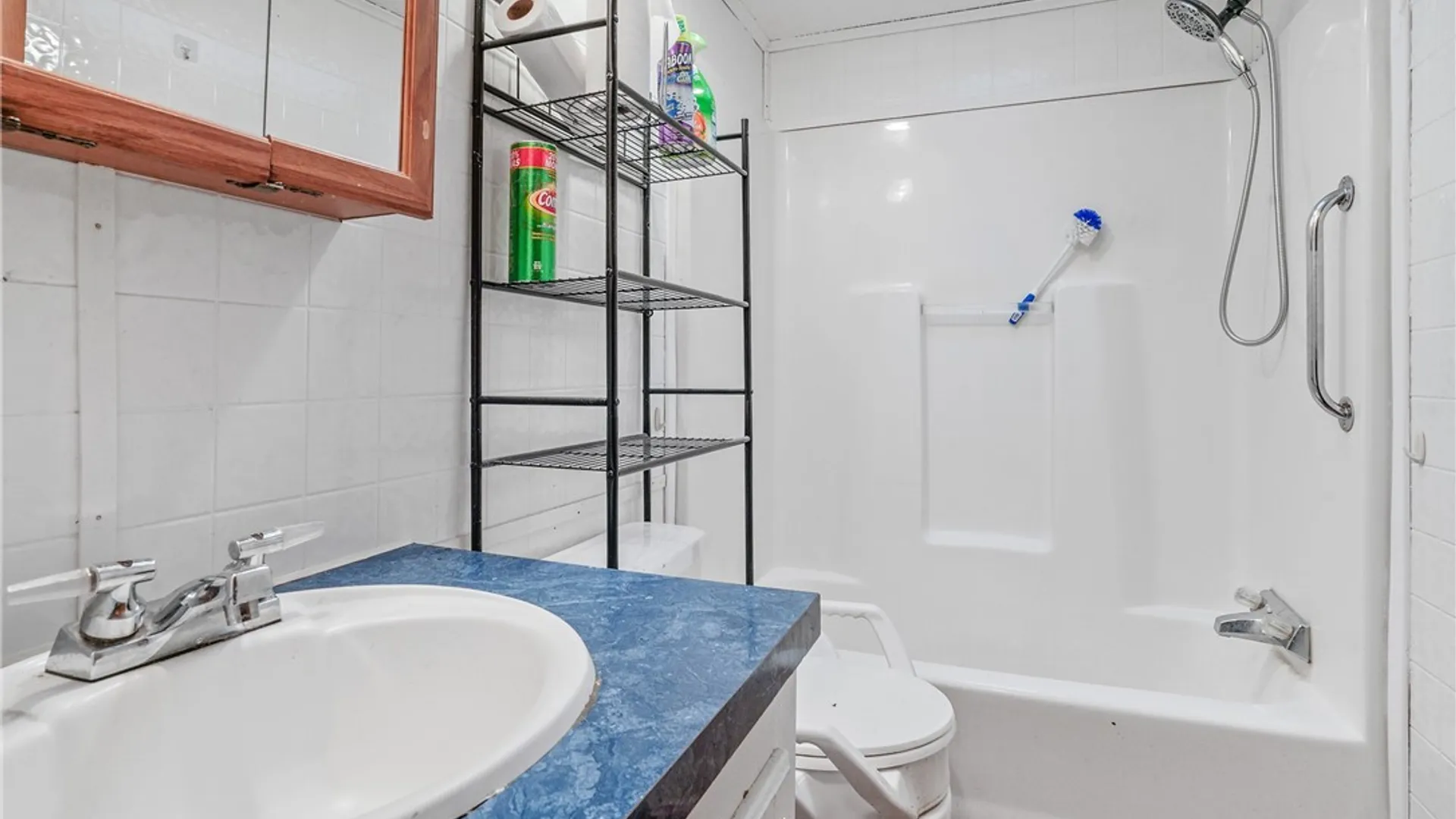 Property at 6266 Bayview Station, Newfane, NY 14108 25