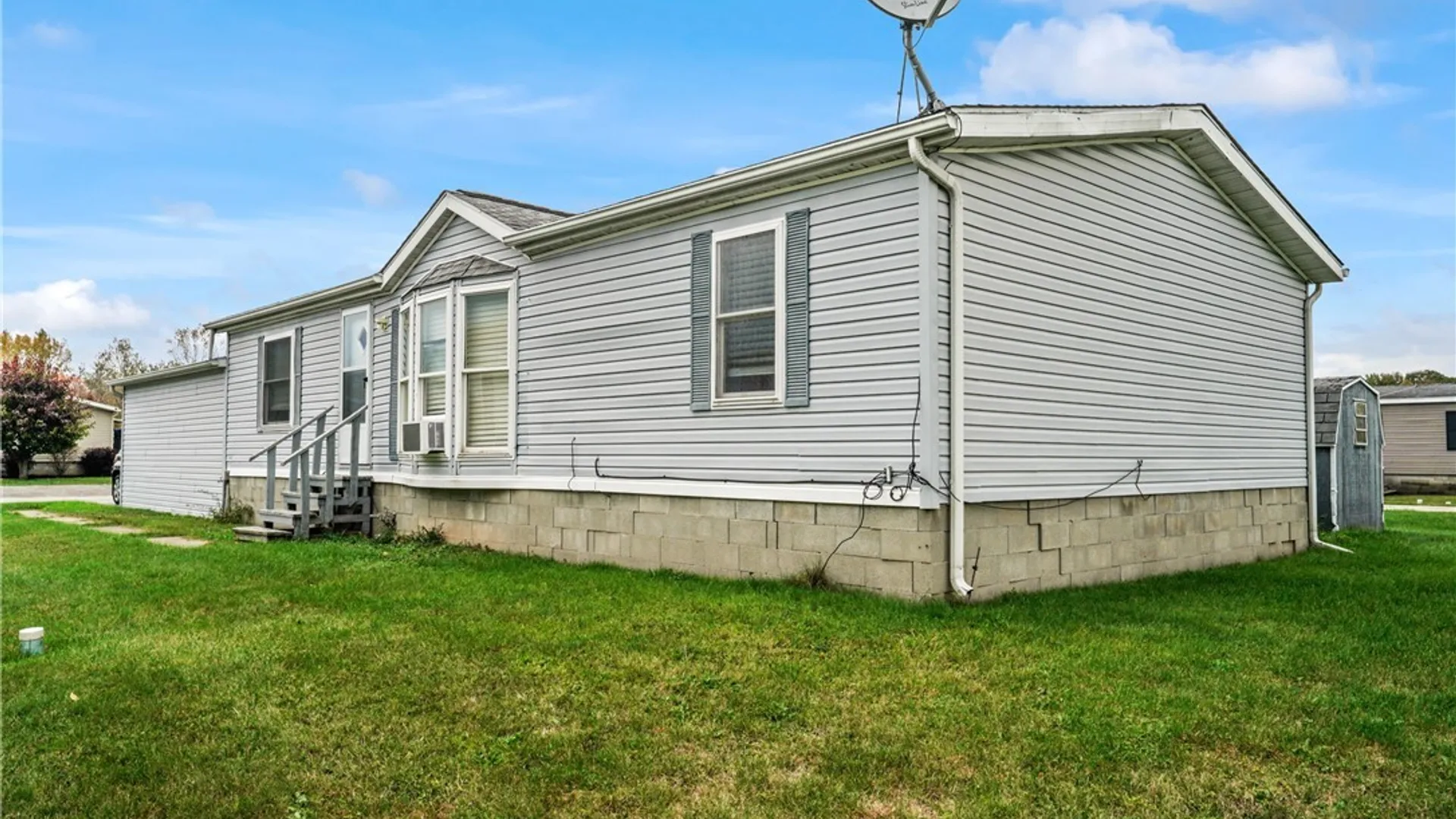 Property at 6266 Bayview Station, Newfane, NY 14108 4