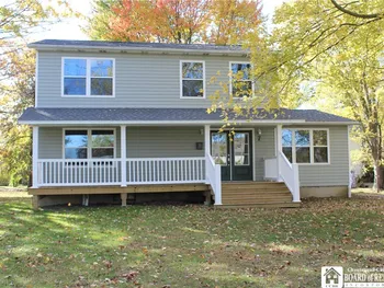 7 Hillcrest Drive, Pomfret, NY 14063