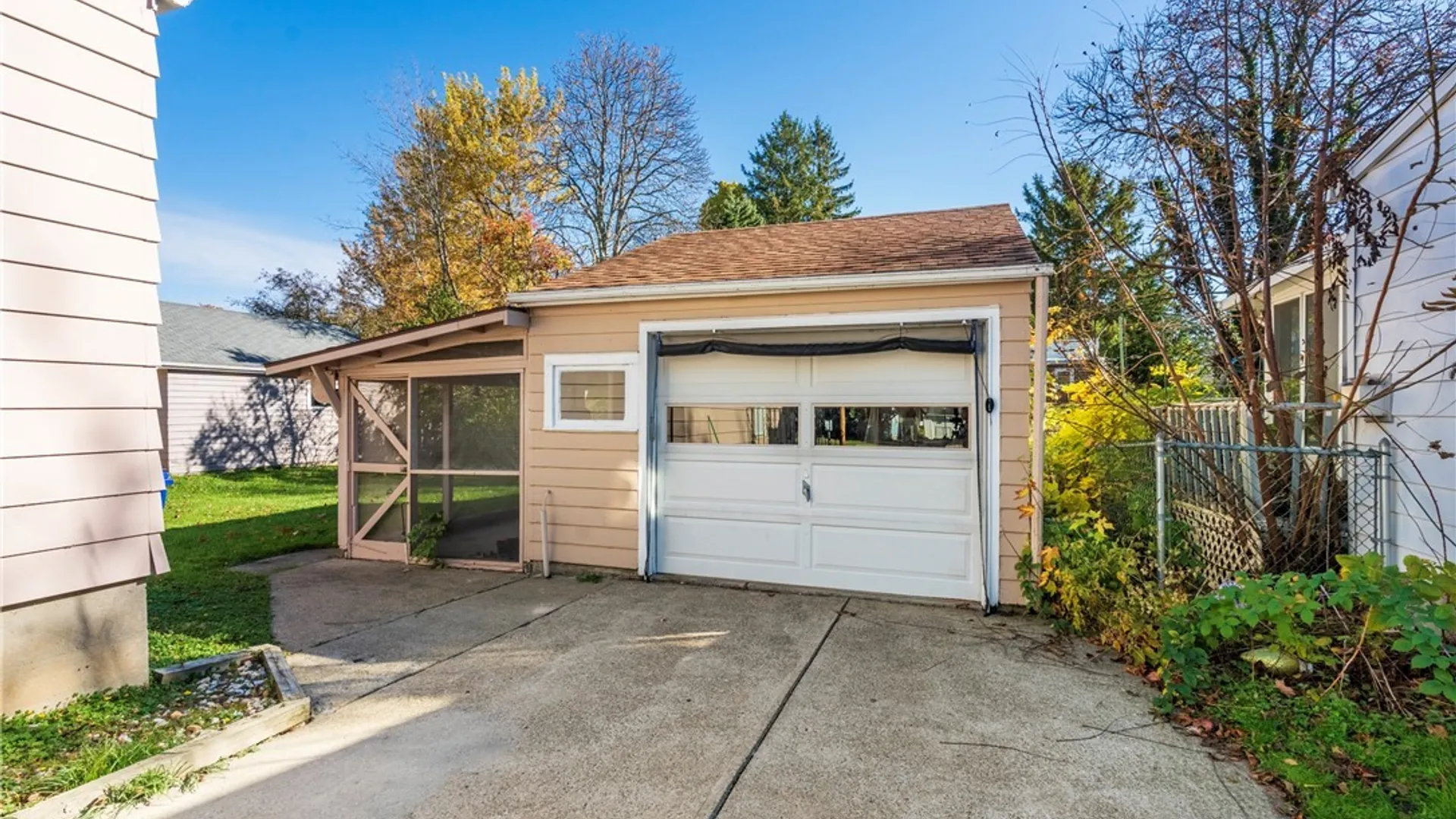 Property at 5645 West Lane, Hamburg, NY 14085 18