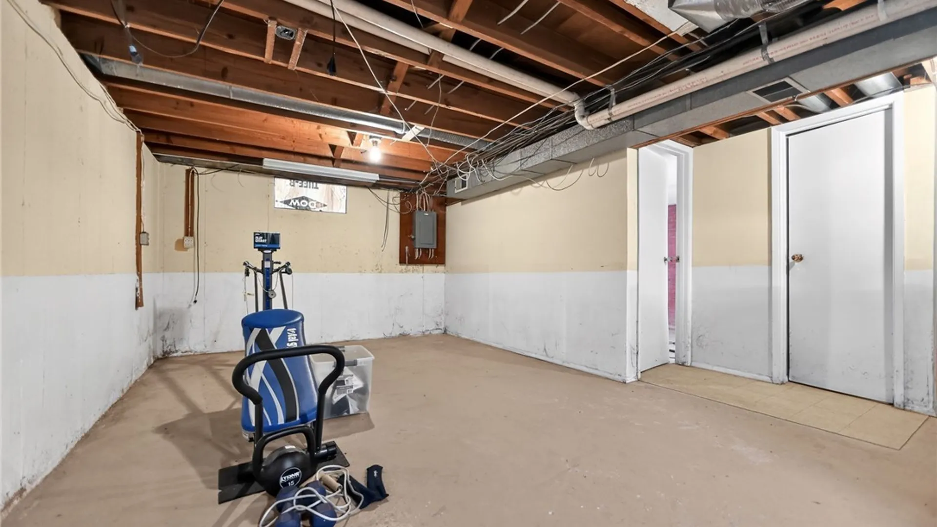 Property at 403 Brody Drive, Utica, NY 13502 27