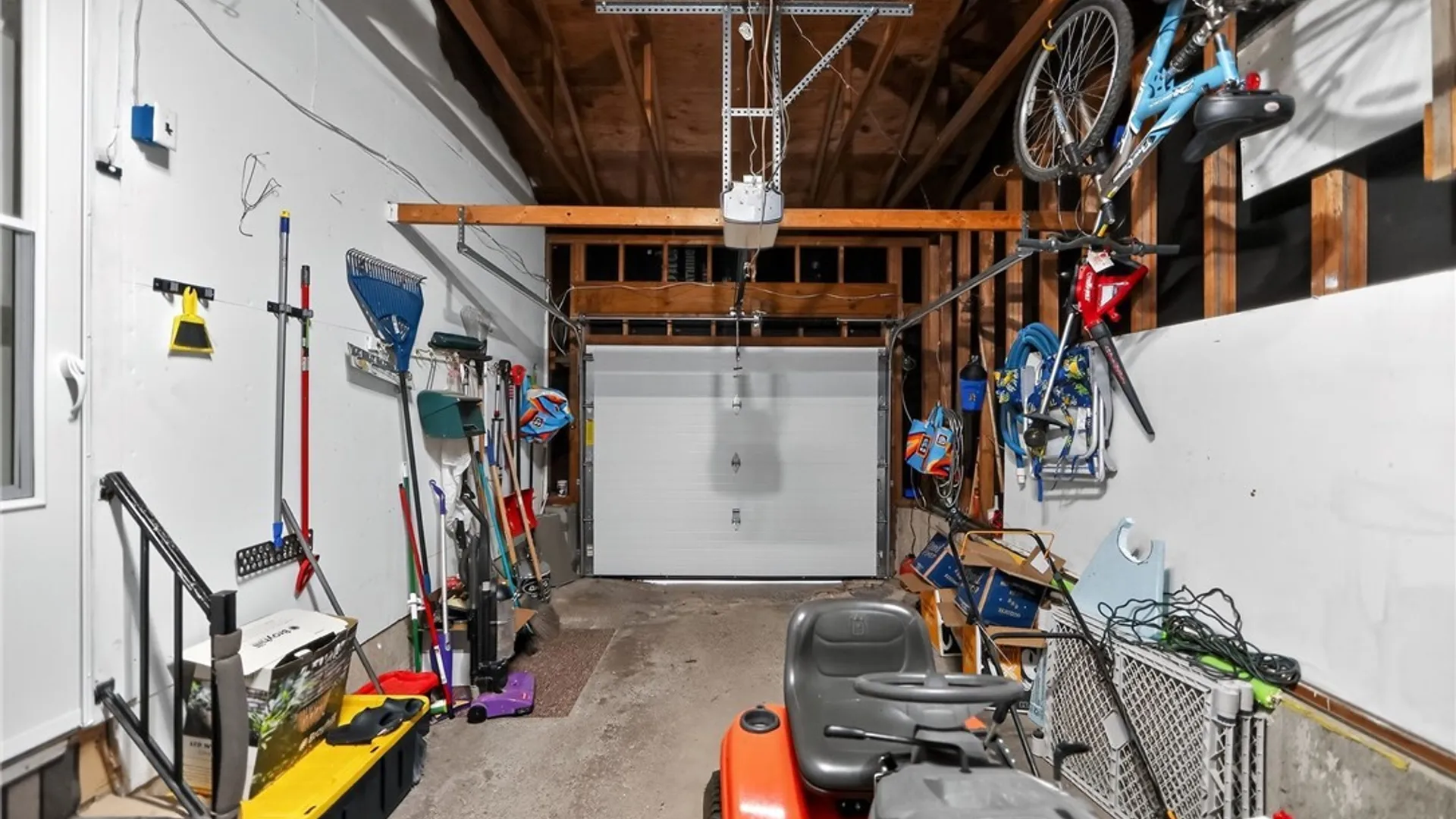 Property at 403 Brody Drive, Utica, NY 13502 8